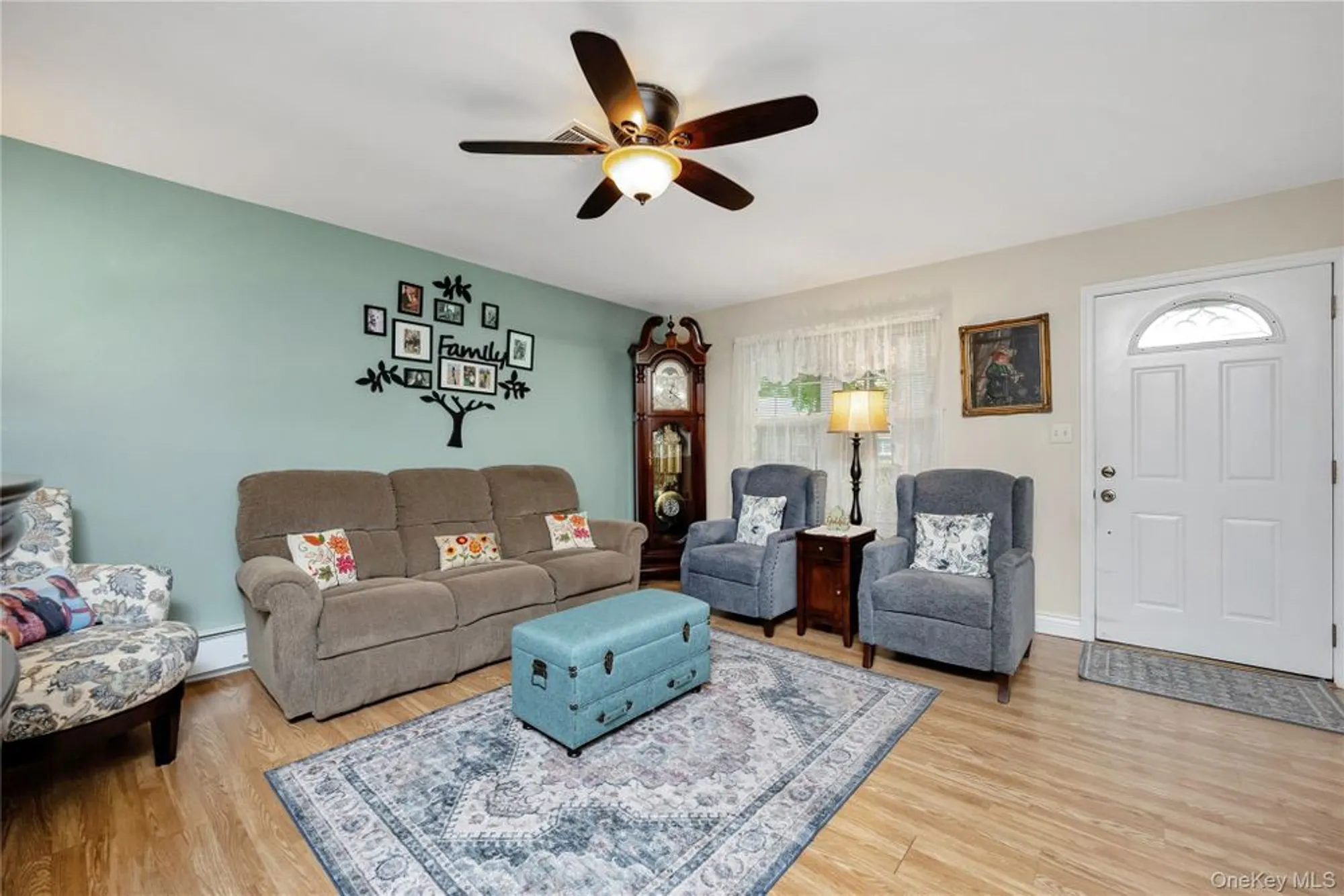Property Slideshow image 13 of 22 | 412 weymouth ct unit b, Ridge, NY, 11961