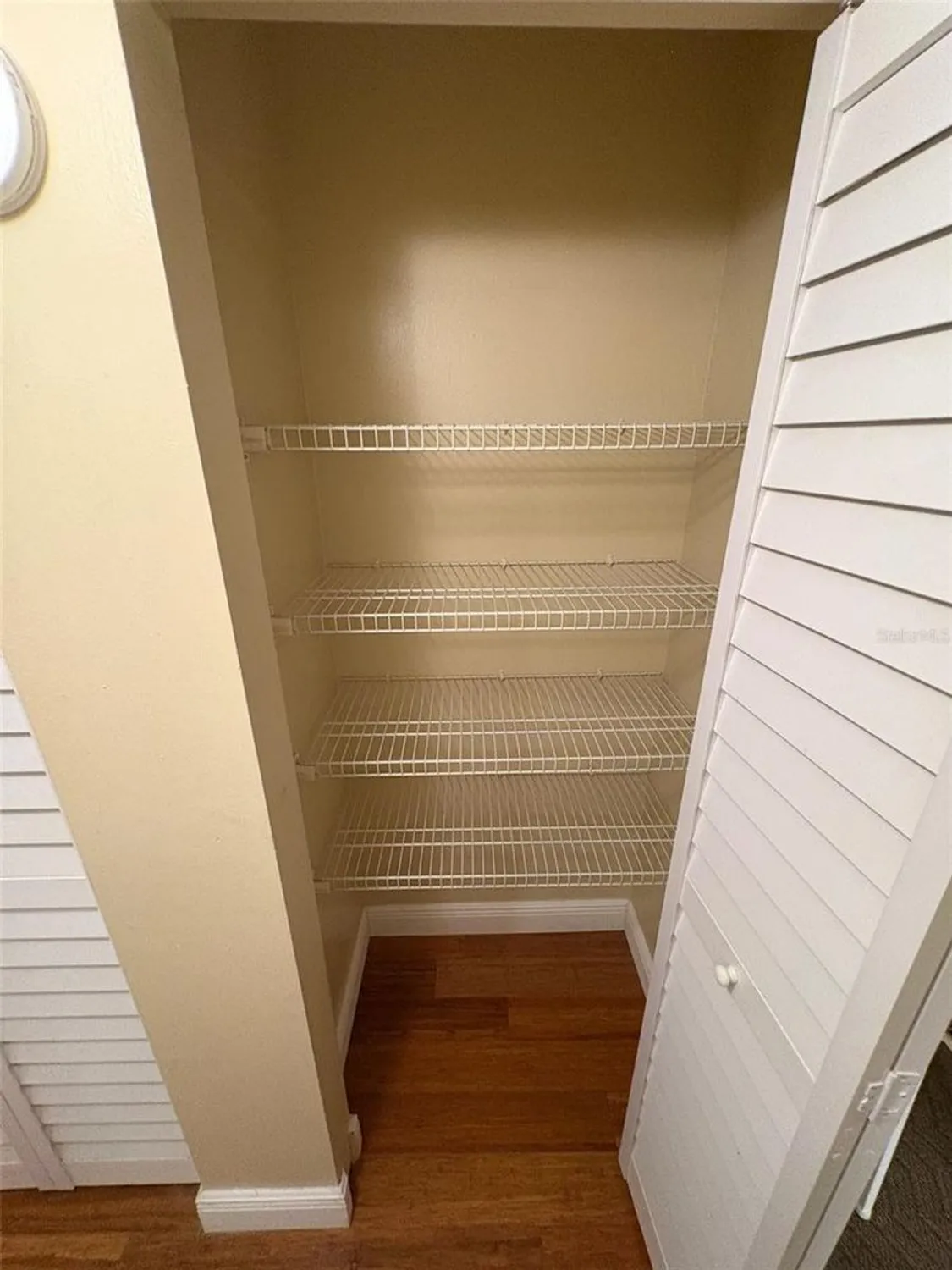 Property Slideshow image 22 of 29 | 1250 s pinellas ave 411, Tarpon Springs, FL, 34689