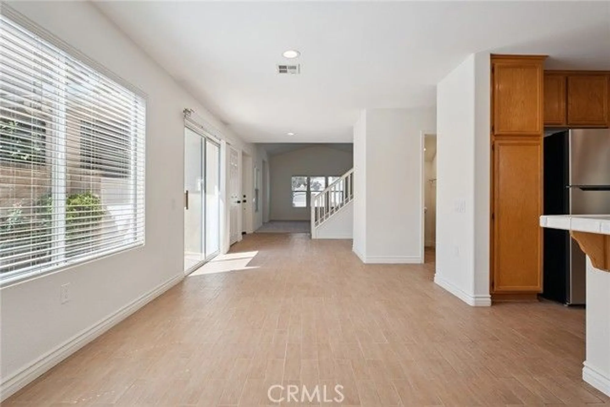 Property Slideshow image 18 of 52 | 2024 tulip ave, Simi Valley, CA, 93063