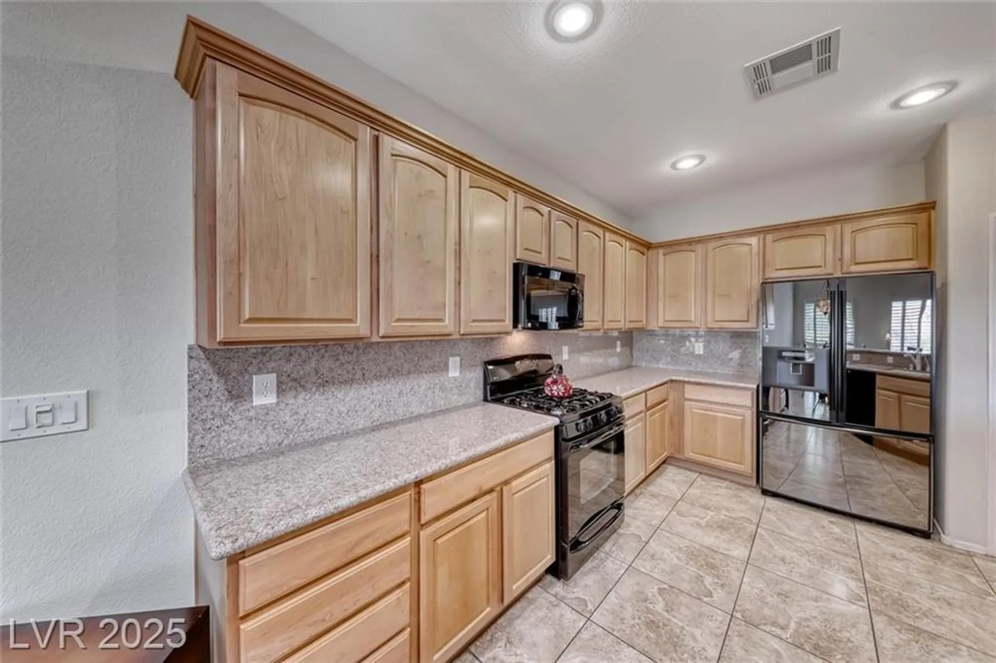 Property Slideshow image 14 of 51 | 2404 anderson park dr, Henderson, NV, 89044