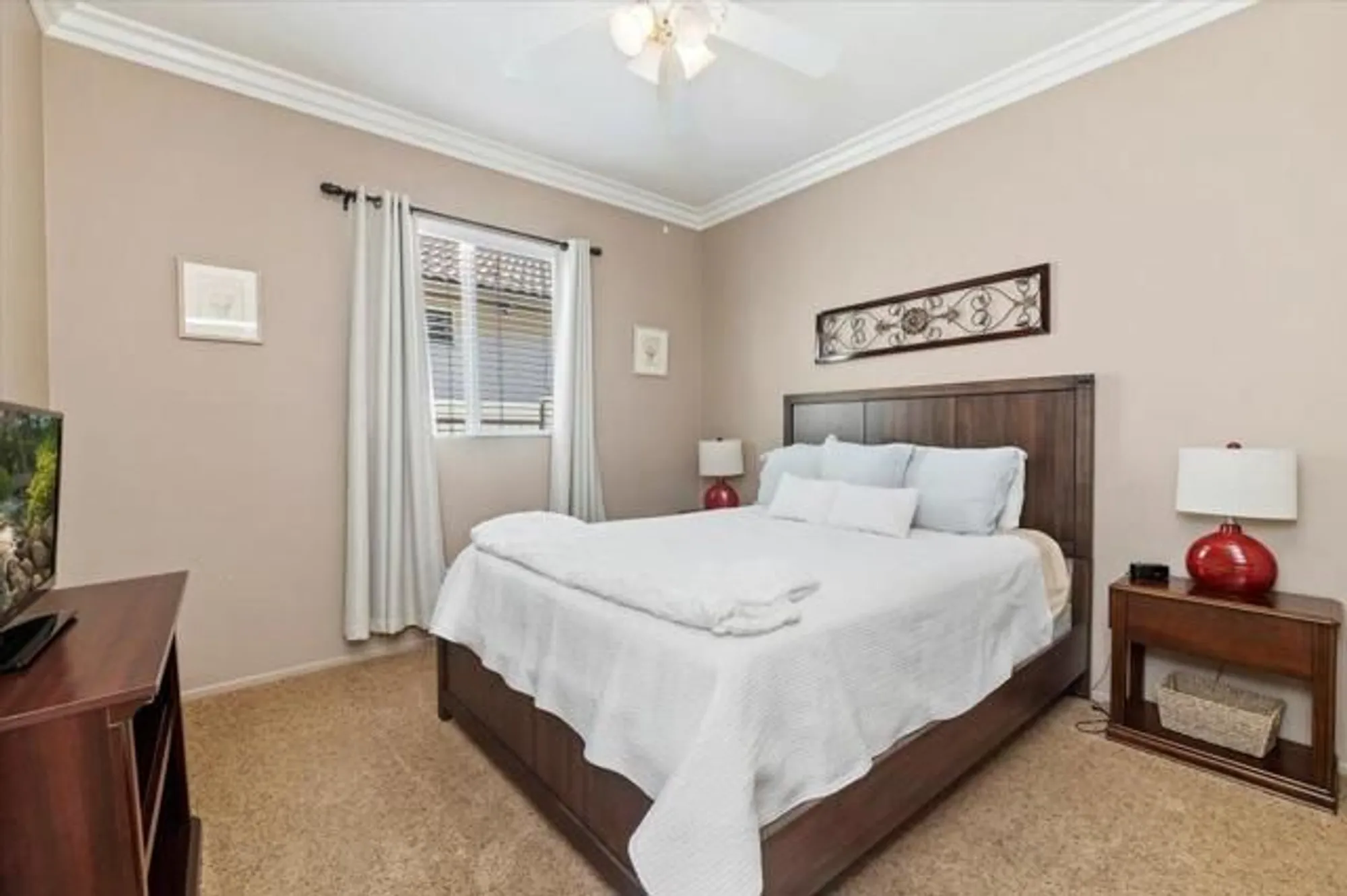 Property Slideshow image 21 of 37 | 28026 crystal spring dr, Menifee, CA, 92584