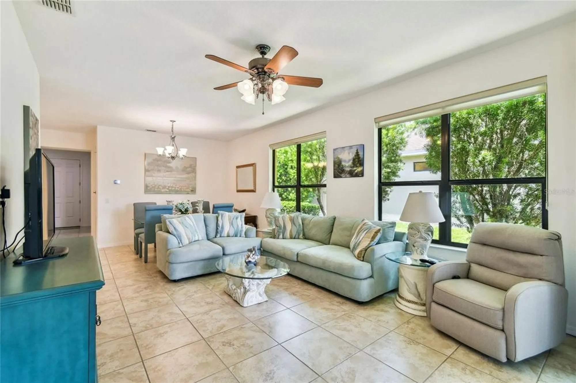 Property Slideshow image 7 of 63 | 3390 fallbrook dr, Kissimmee, FL, 34759