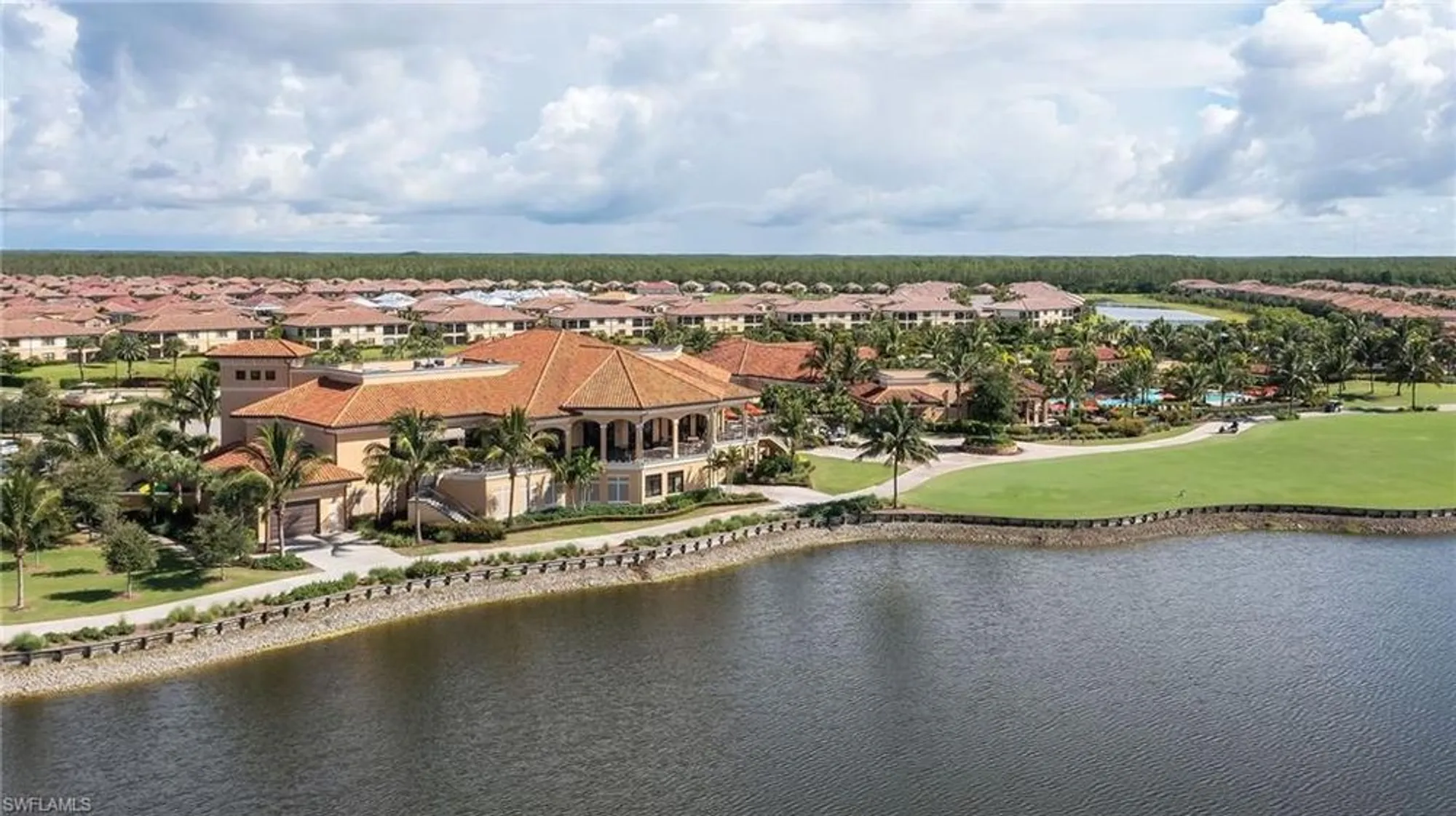 Property Slideshow image 44 of 50 | 28051 bridgetown ct unit 5725, Bonita Springs, FL, 34135