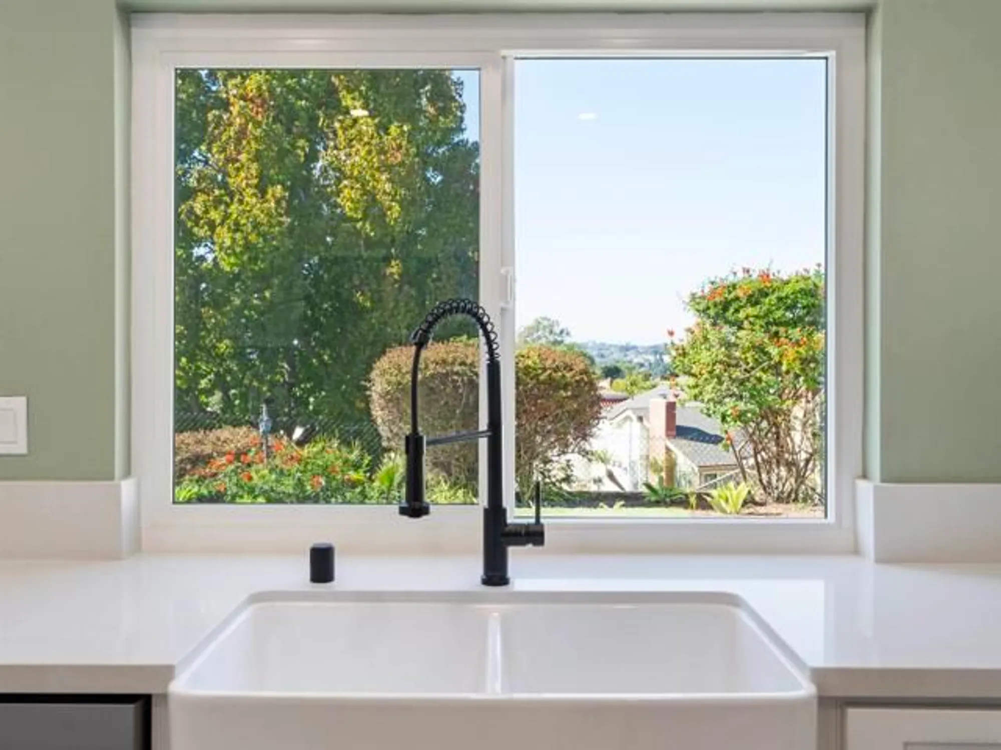 Property Slideshow image 13 of 31 | 3579 twilight ln, Oceanside, CA, 92056