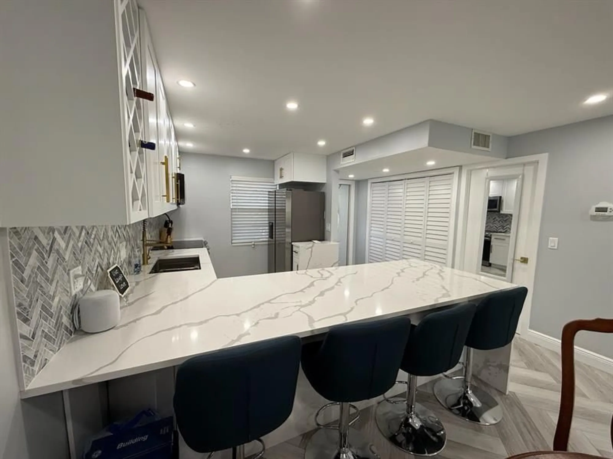 Property Slideshow image 6 of 30 | 7300 nw 5th pl apt 103, Margate, FL, 33063