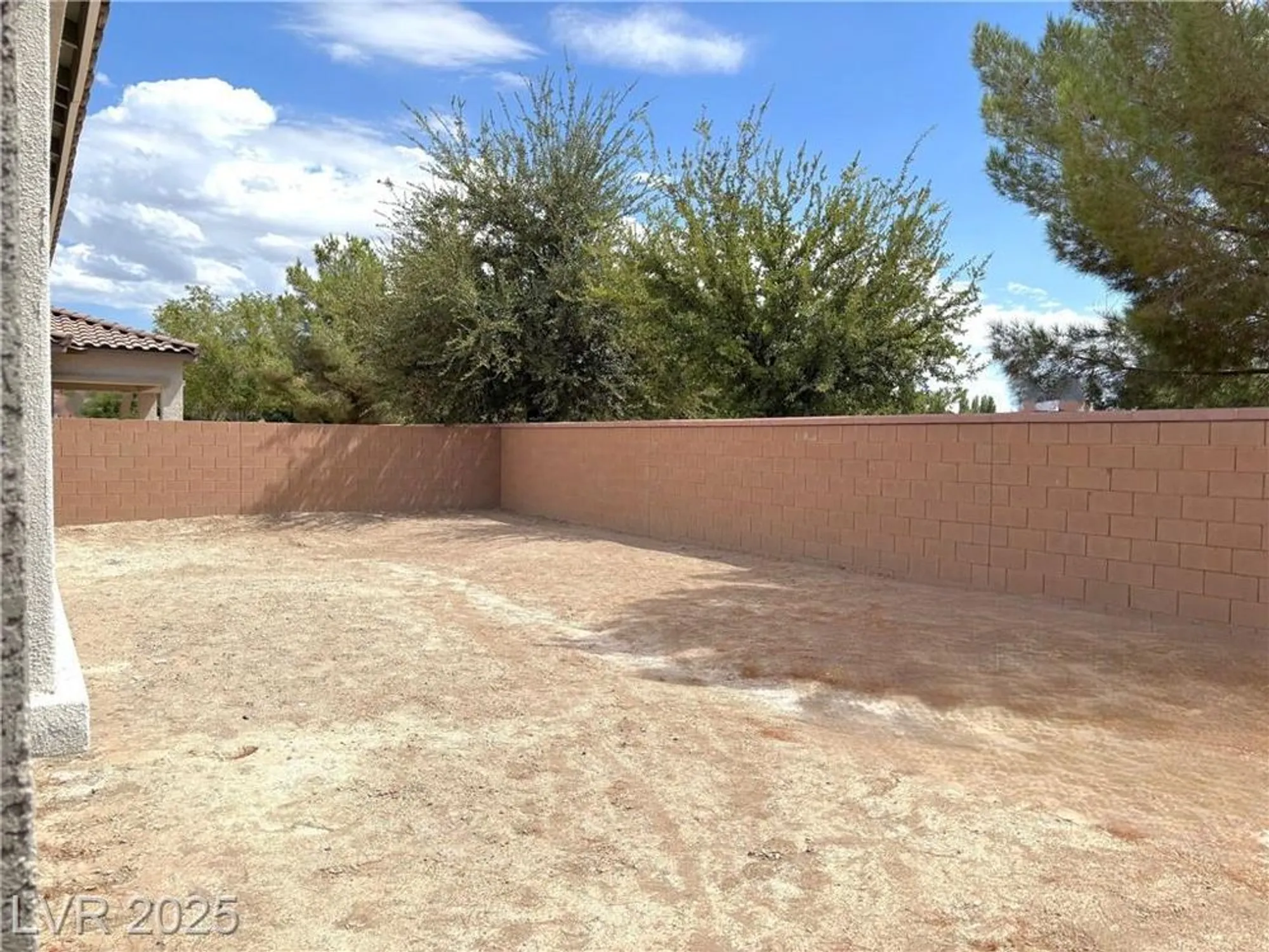 Property Slideshow image 25 of 28 | 5707 victoria falls dr, Pahrump, NV, 89061