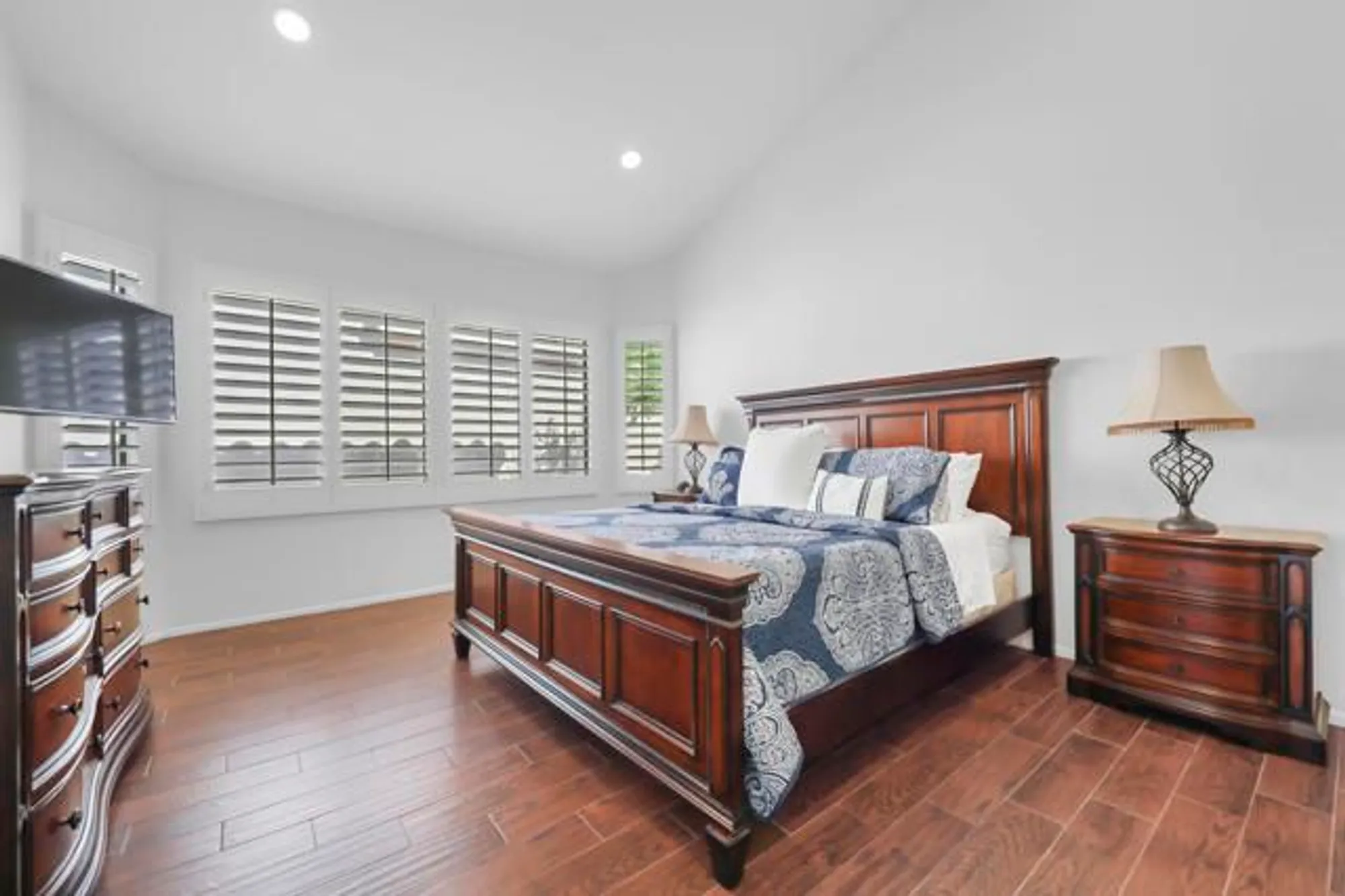 Property Slideshow image 22 of 37 | 54801 inverness way, La Quinta, CA, 92253