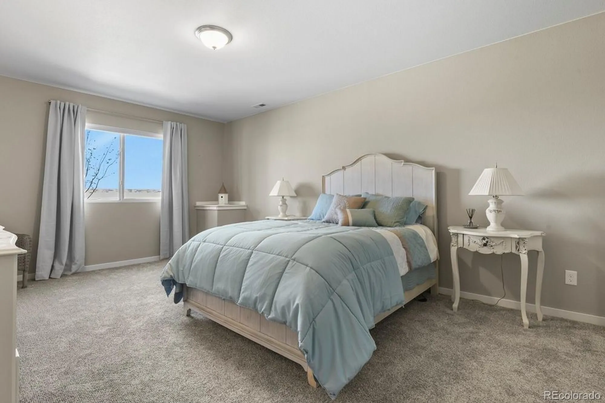 Property Slideshow image 27 of 50 | 6272 lochside vw, Colorado Springs, CO, 80927