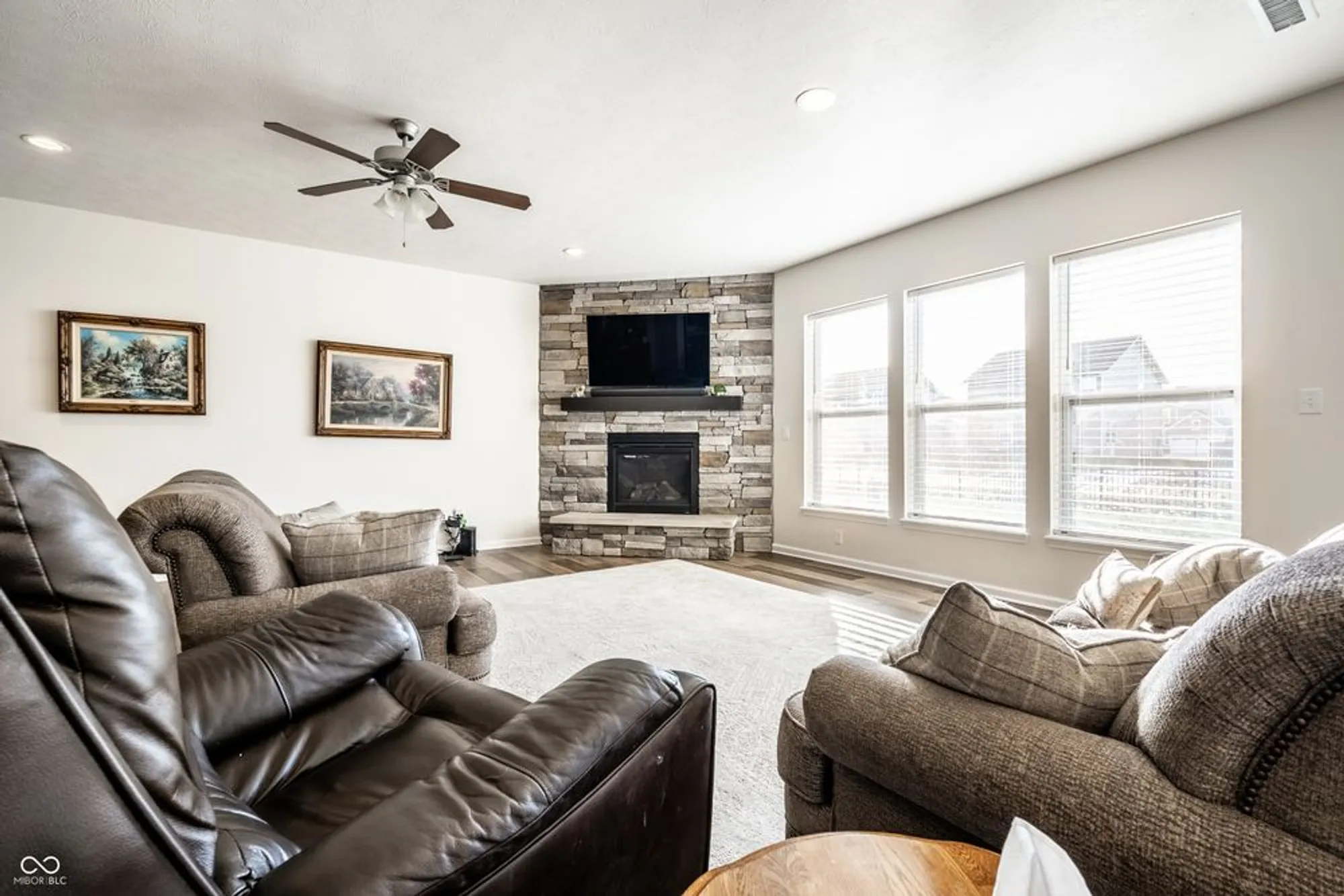 Property Slideshow image 8 of 33 | 11655 flynn pl, Noblesville, IN, 46060