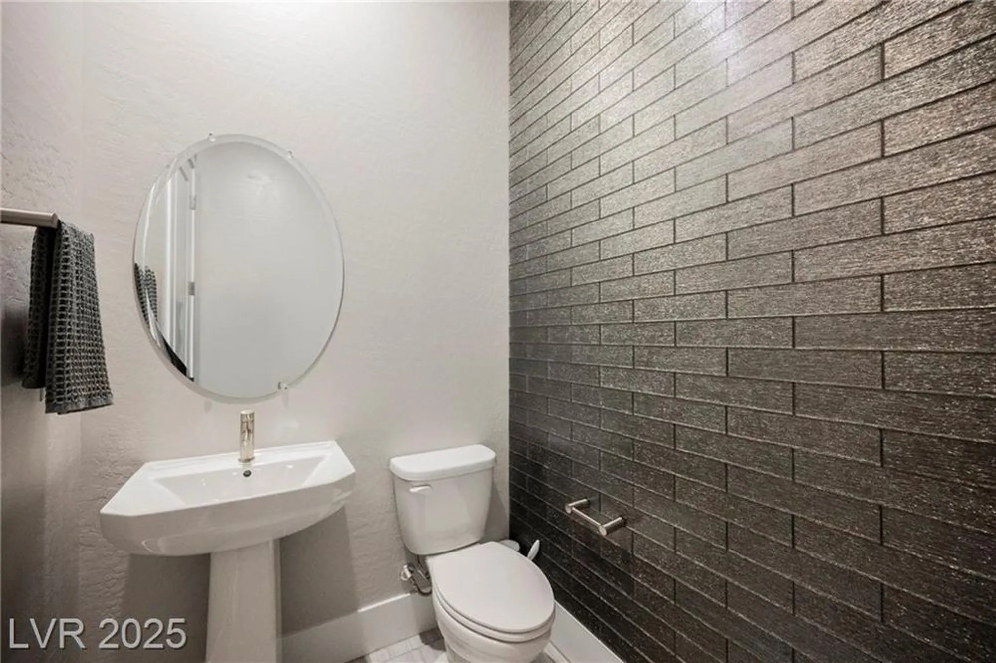 Property Slideshow image 18 of 67 | 10023 chrysolite pl, Las Vegas, NV, 89143