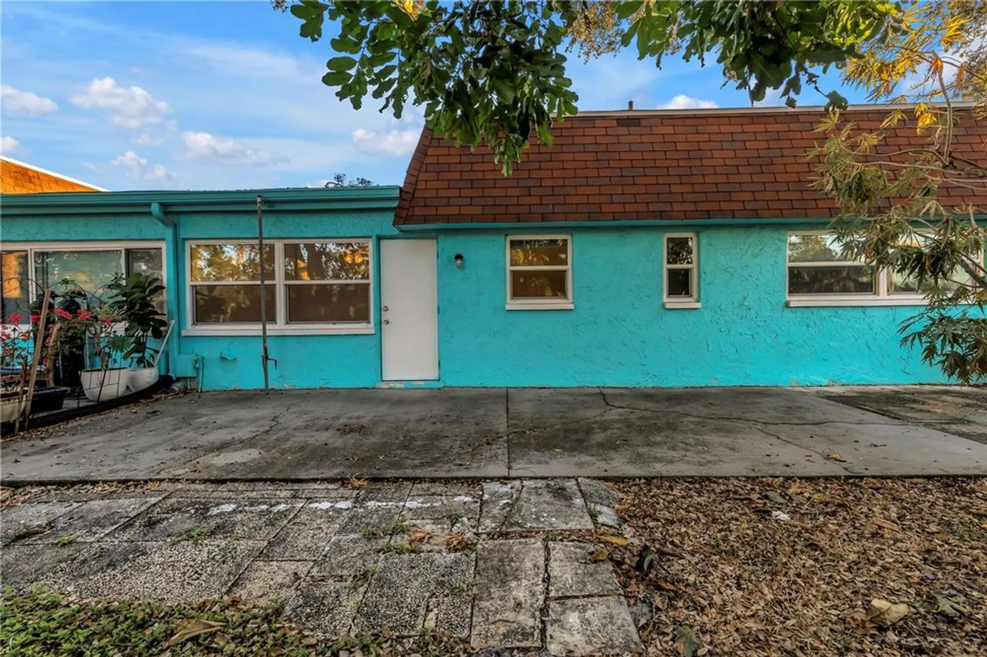 Property Slideshow image 30 of 39 | 7081 lafayette n # 7081, Pinellas Park, FL, 33781