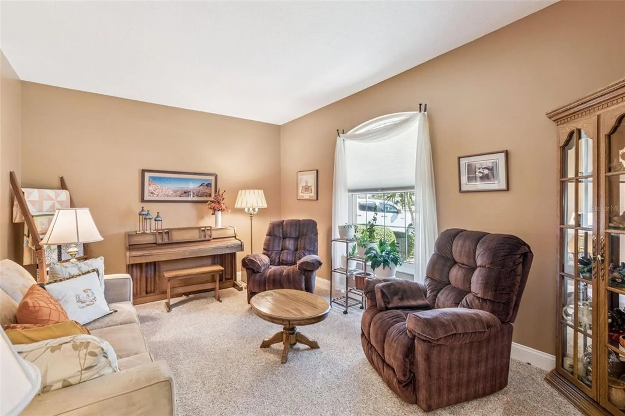 Property Slideshow image 7 of 51 | 21937 king alfred st, Leesburg, FL, 34748