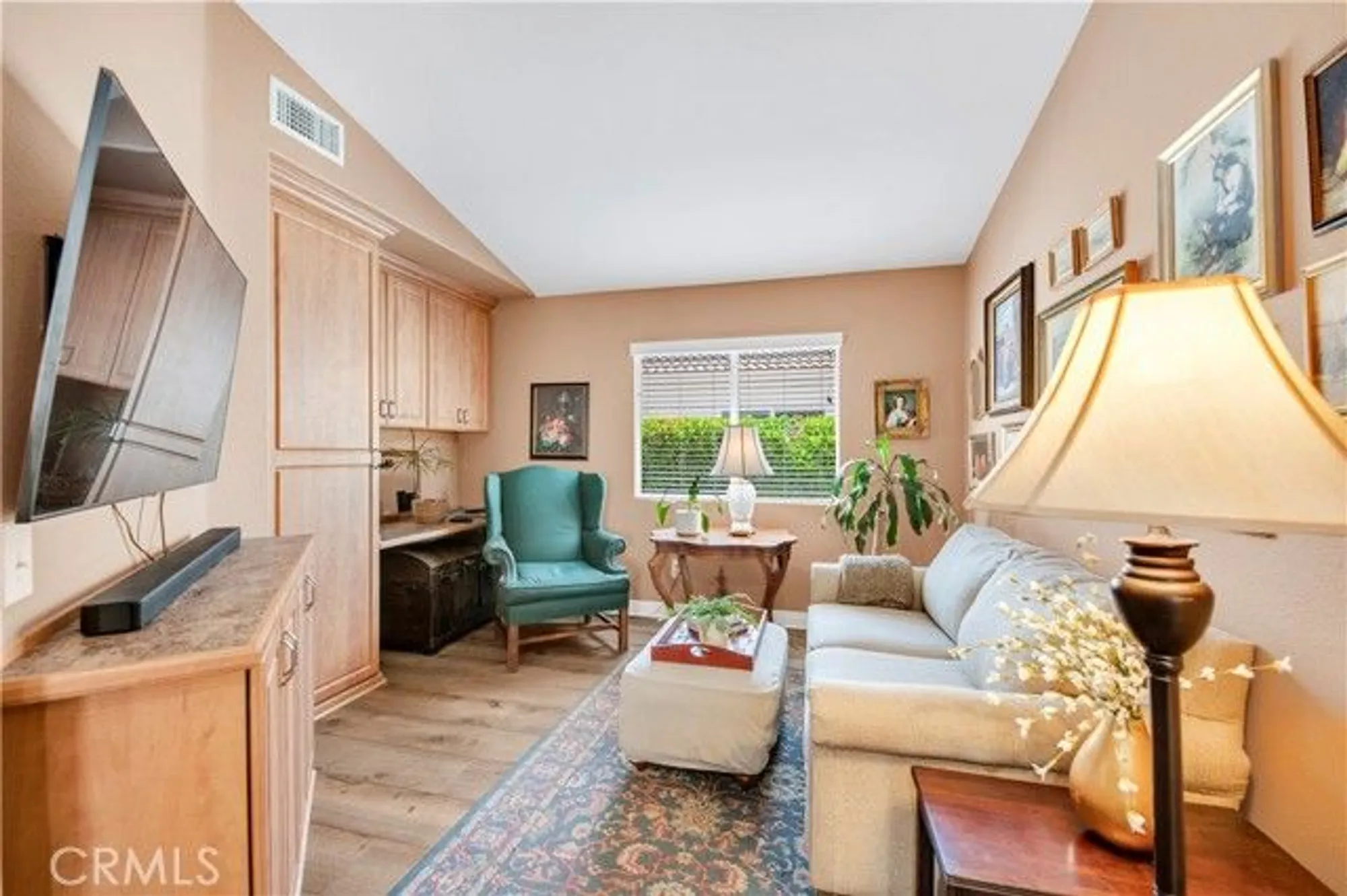 Property Slideshow image 14 of 33 | 40633 corte albara, Murrieta, CA, 92562