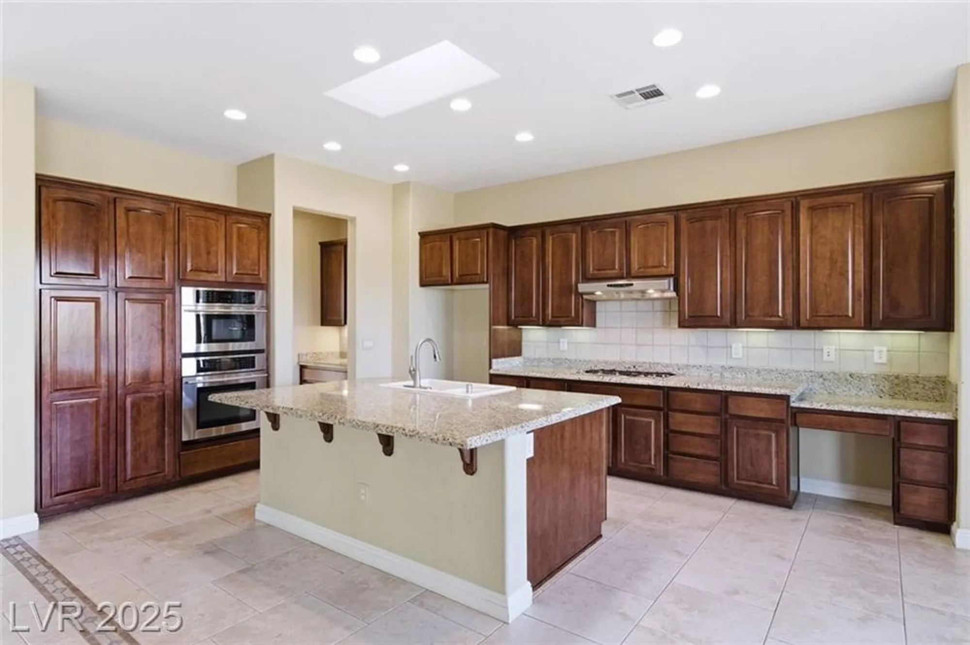 Property Slideshow image 23 of 84 | 10286 rio de thule ln, Las Vegas, NV, 89135