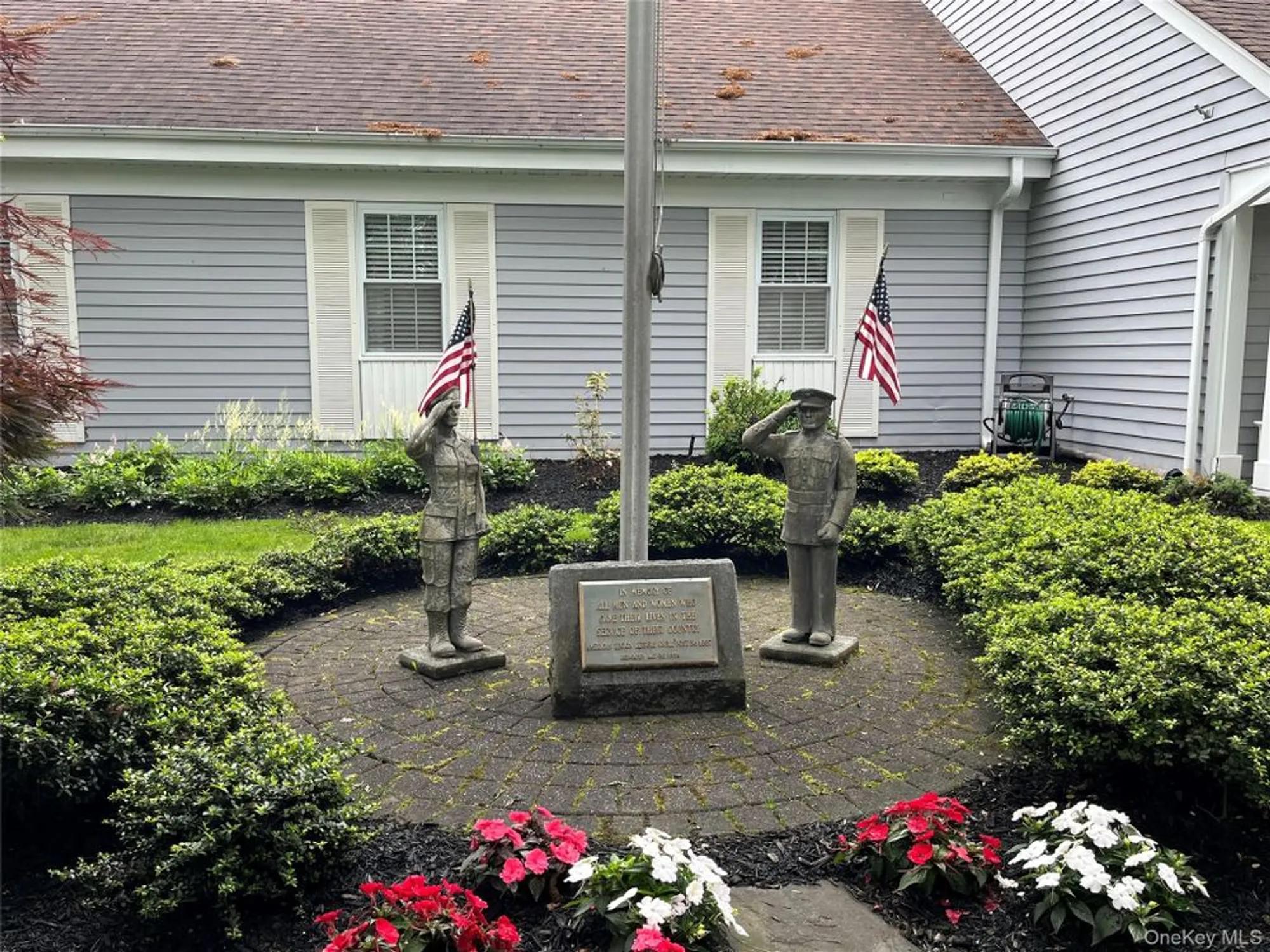 Property Slideshow image 29 of 30 | 194 canterbury dr, Ridge, NY, 11961