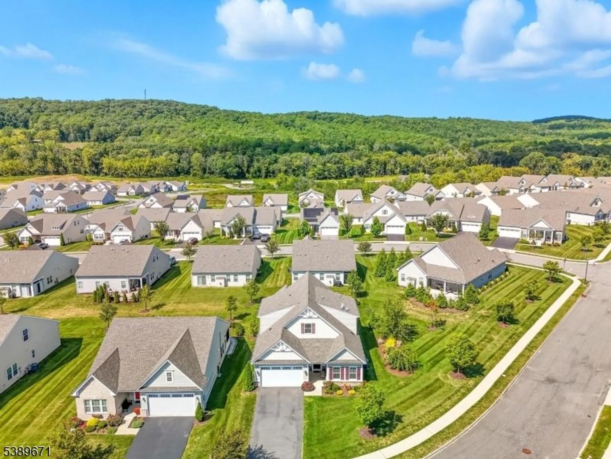 Property Slideshow image 2 of 33 | 25 mountain view ln, Port Murray, NJ, 07865