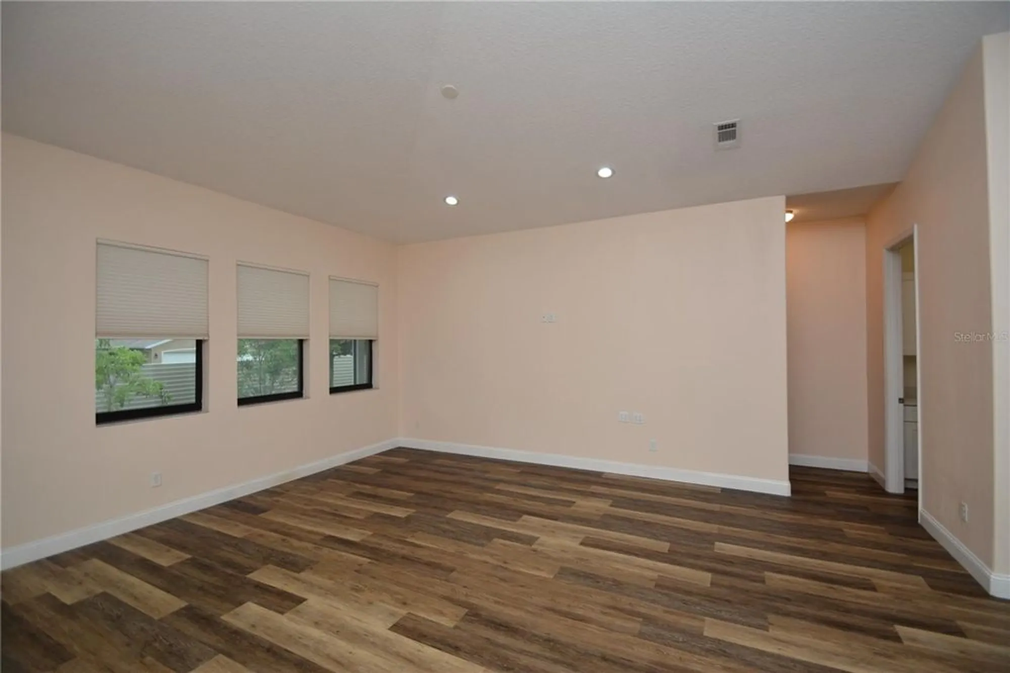 Property Slideshow image 12 of 35 | 61 green cir, Palm Coast, FL, 32164