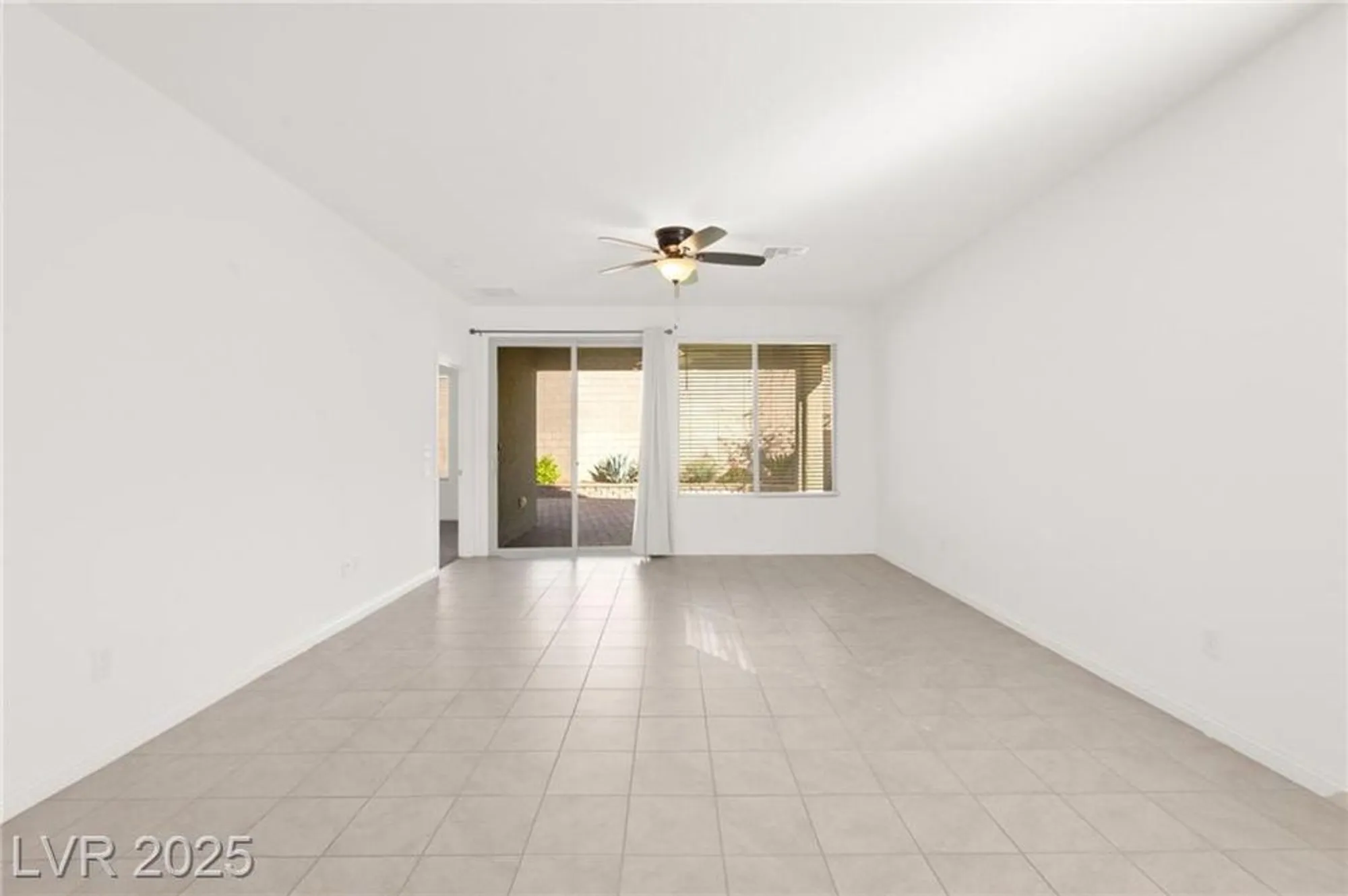 Property Slideshow image 10 of 29 | 2384 albury ave, North Las Vegas, NV, 89086