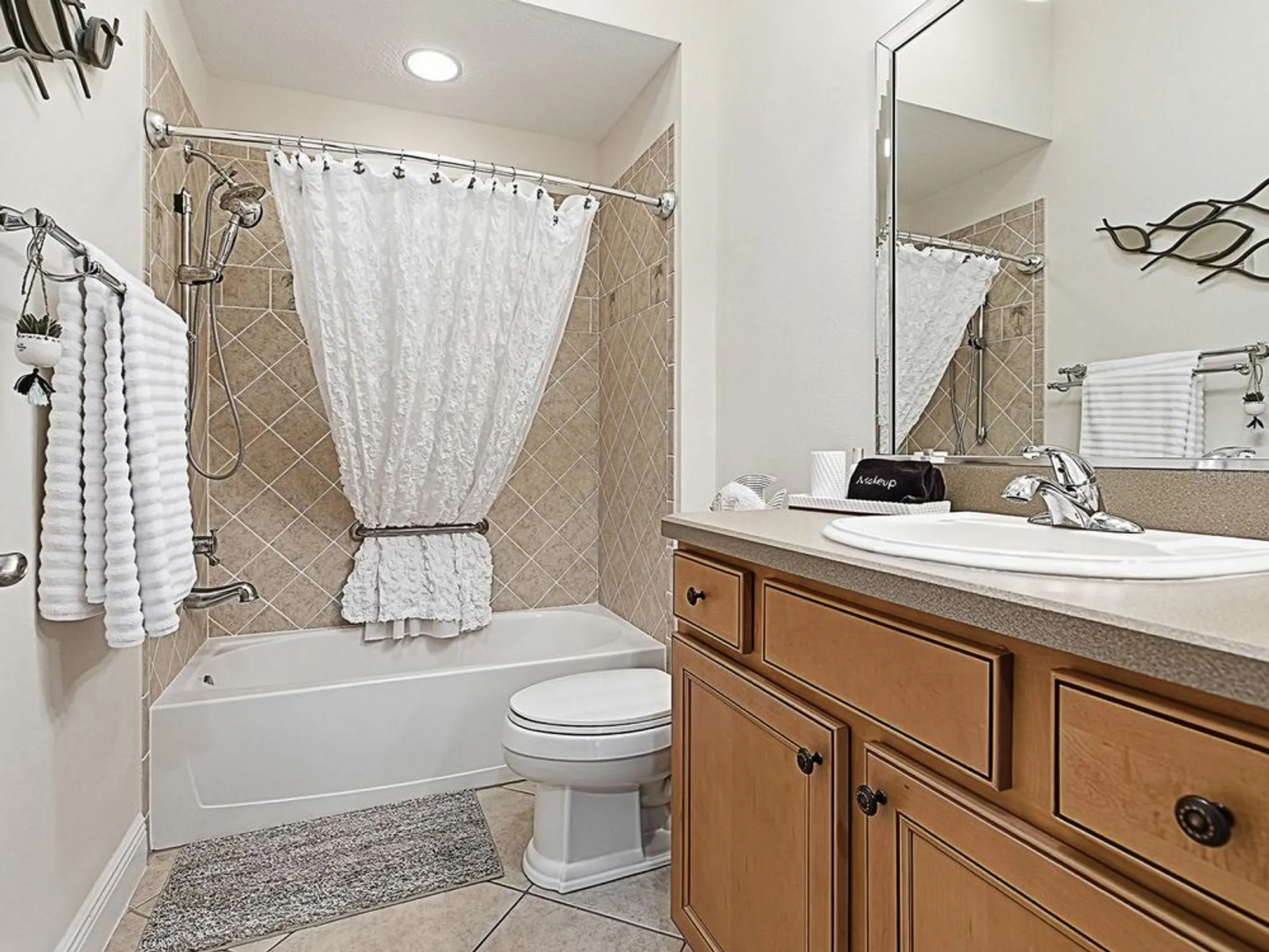 Property Slideshow image 35 of 62 | 1064 alcove loop, The Villages, FL, 32162