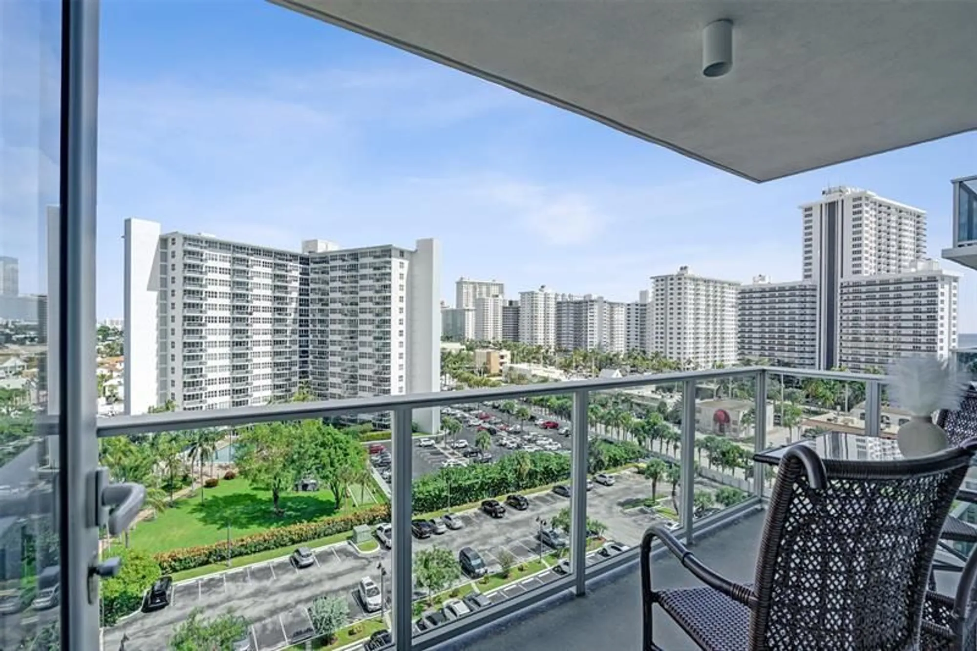 Property Slideshow image 21 of 50 | 3333 ne 34th st 1006, Fort Lauderdale, FL, 33308