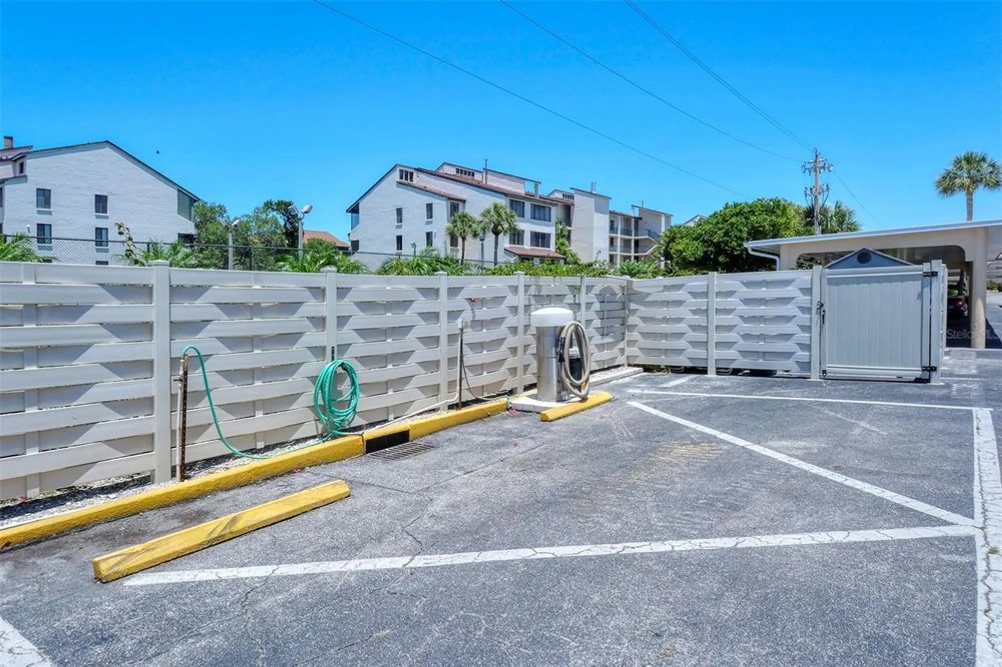 Property Slideshow image 69 of 77 | 1250 n portofino dr # 305mar, Sarasota, FL, 34242