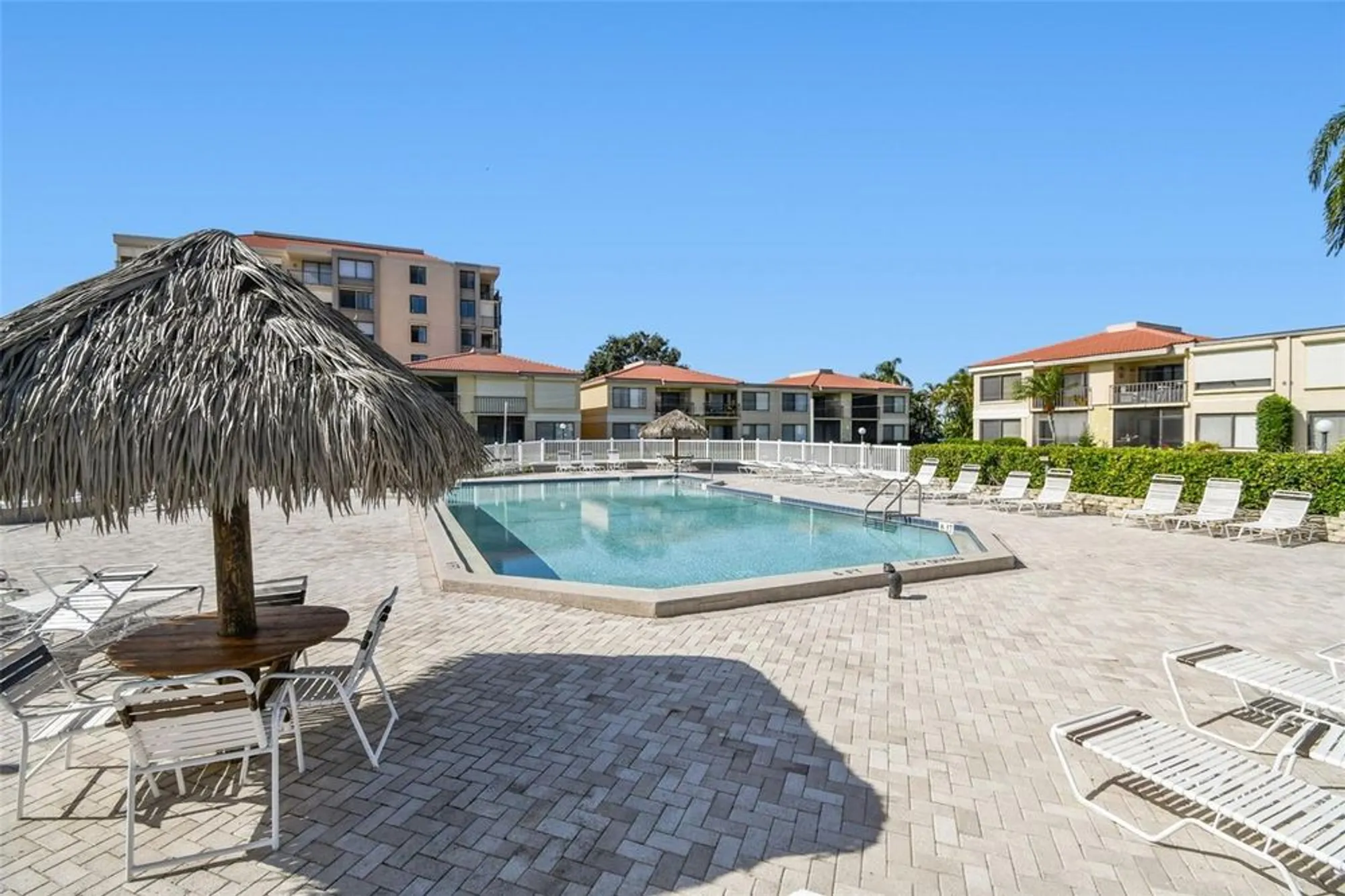 Property Slideshow image 40 of 49 | 6104 palma del mar blvd s apt 402, St Petersburg, FL, 33715