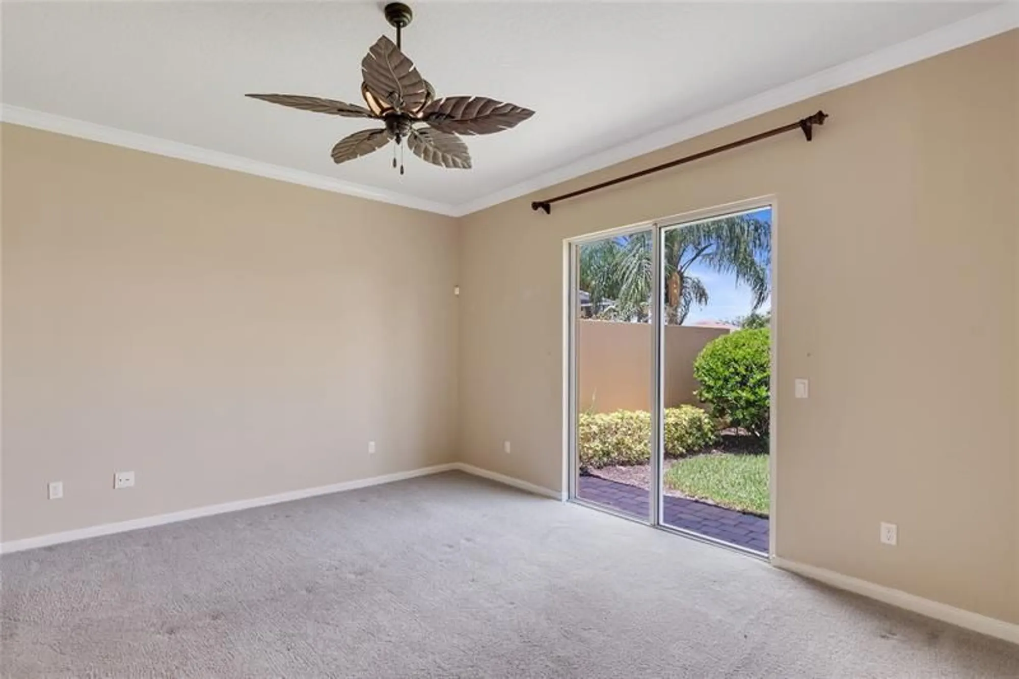 Property Slideshow image 13 of 31 | 5184 formosa cir, Vero Beach, FL, 32967