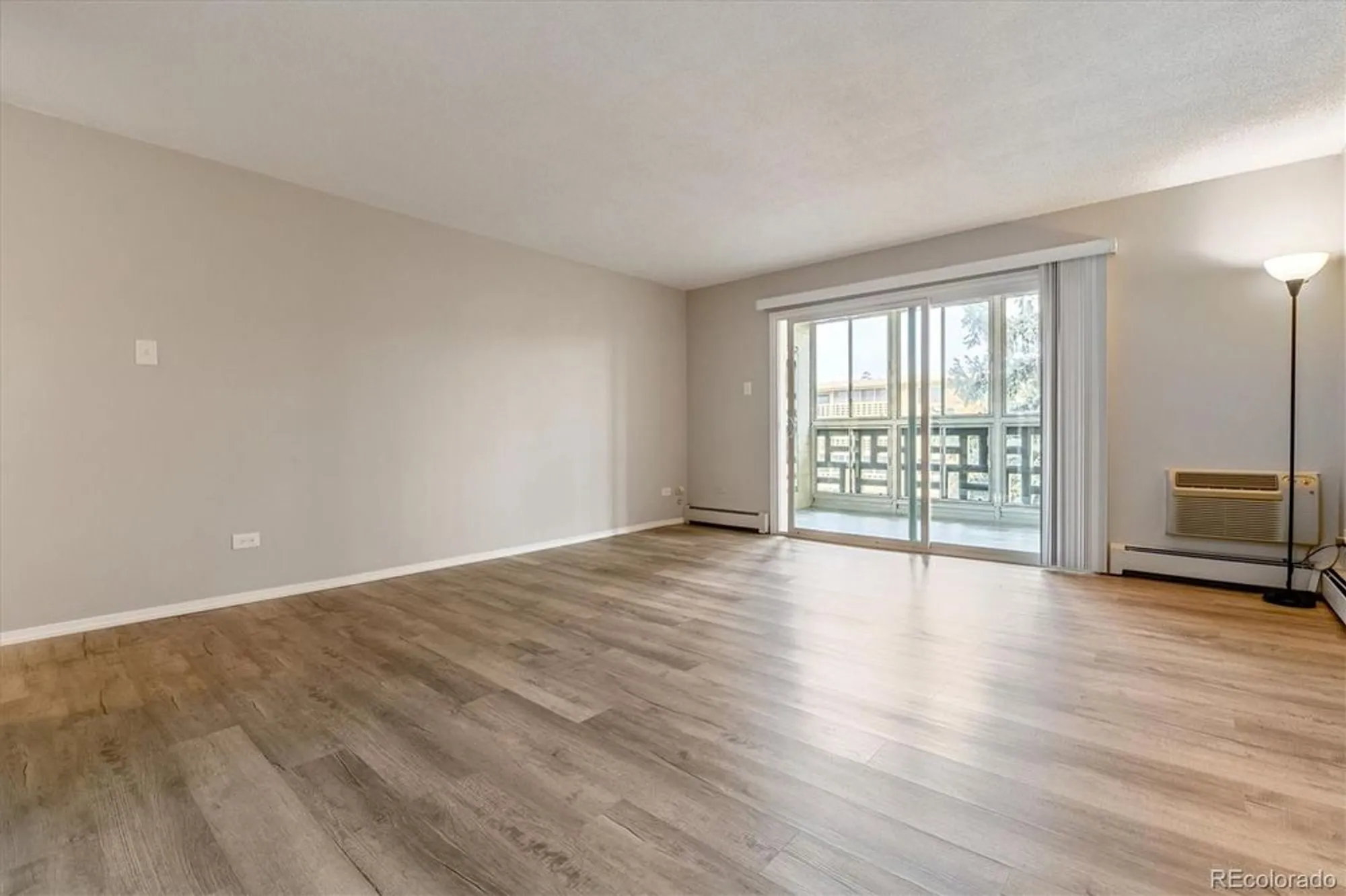 Property Slideshow image 8 of 21 | 695 s alton way 1c, Denver, CO, 80247