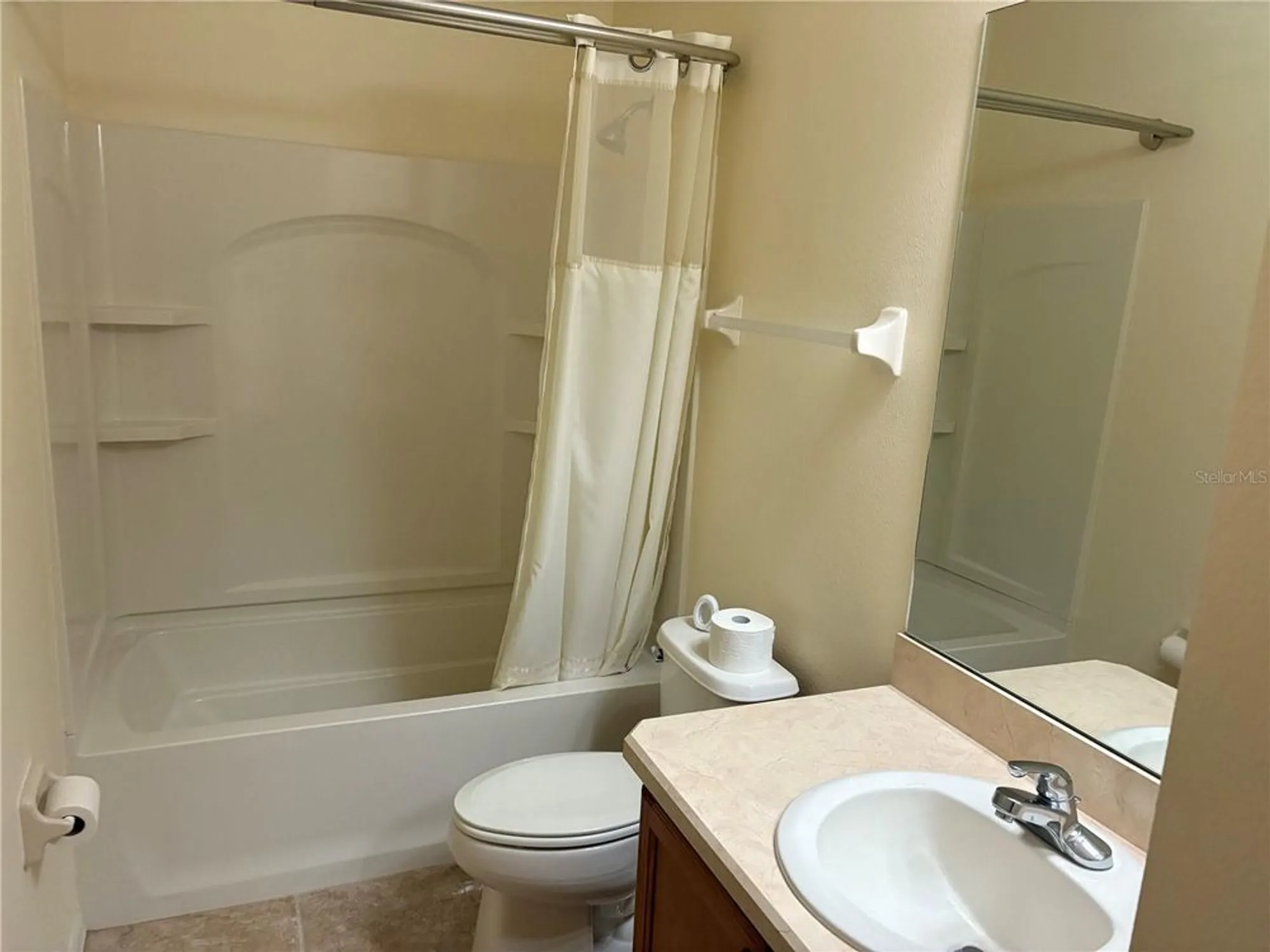 Property Slideshow image 14 of 17 | 7961 sw 83rd pl, Ocala, FL, 34476