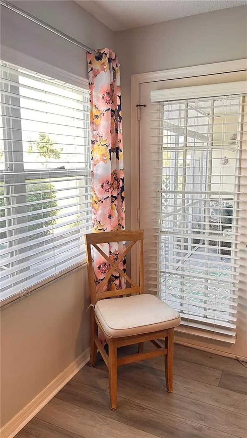 Property Slideshow image 5 of 31 | 433 cerromar ln 331, Venice, FL, 34293