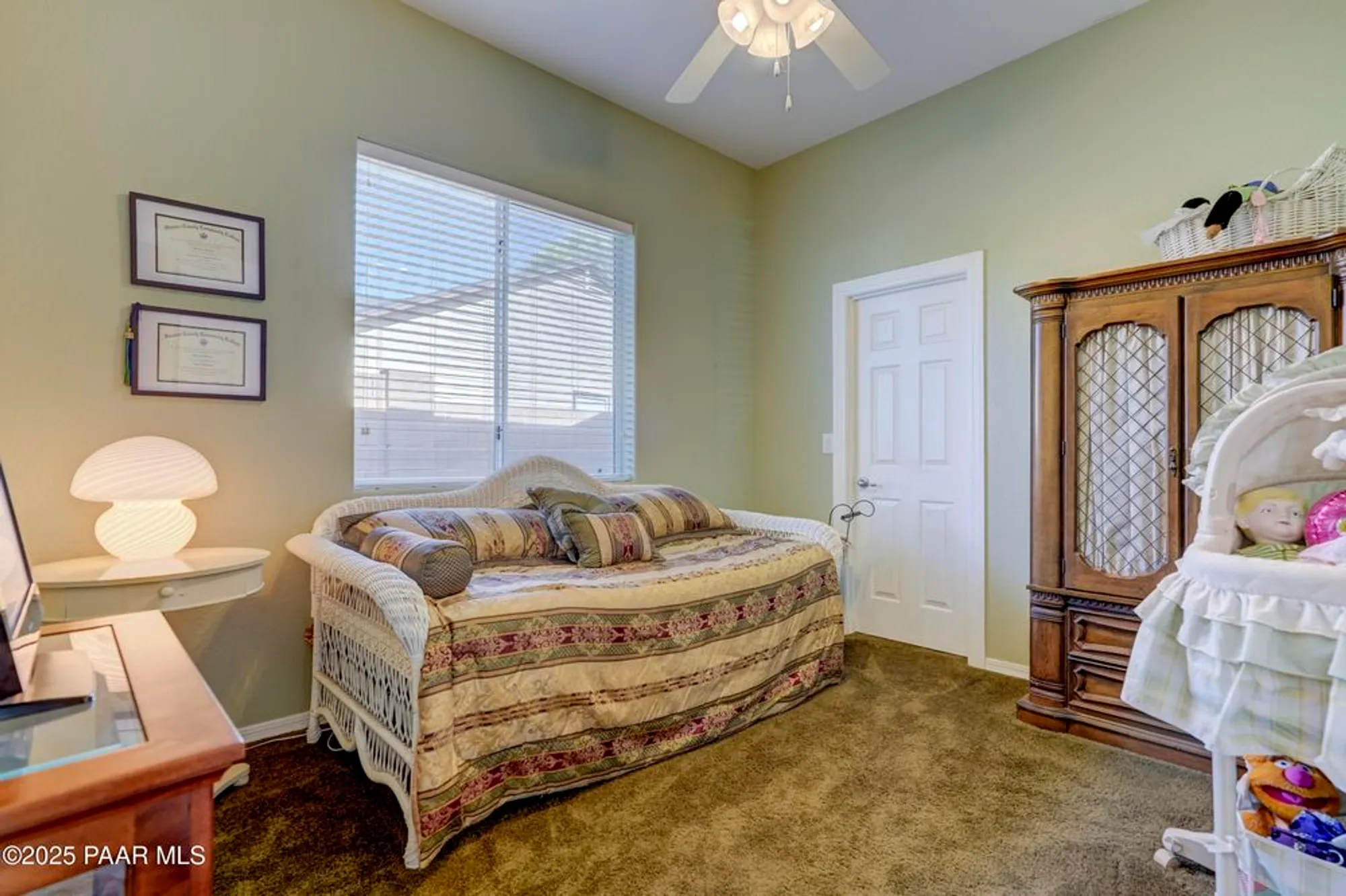 Property Slideshow image 21 of 51 | 7906 e mesteno rd, Prescott Valley, AZ, 86315