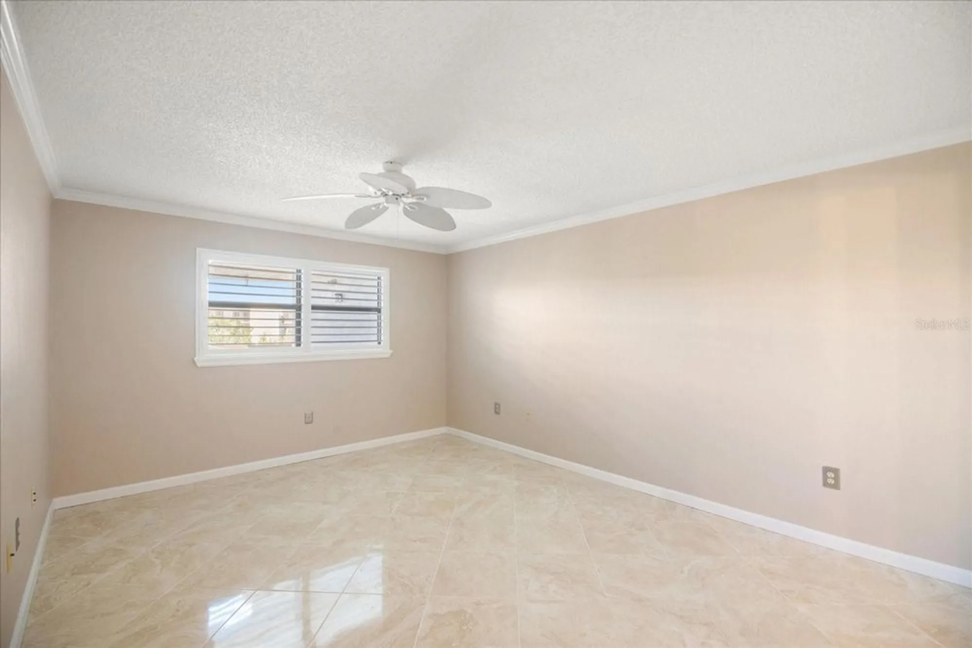 Property Slideshow image 24 of 52 | 8199 terrace garden dr n unit 402, St Petersburg, FL, 33709