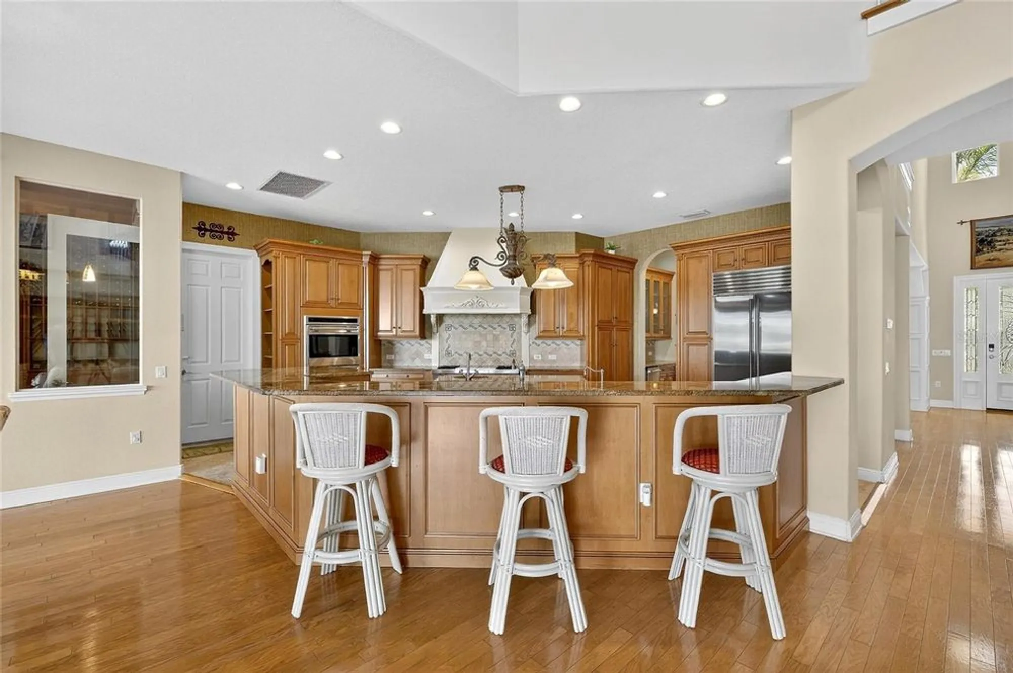 Property Slideshow image 31 of 98 | 517 mirabay blvd, Apollo Beach, FL, 33572