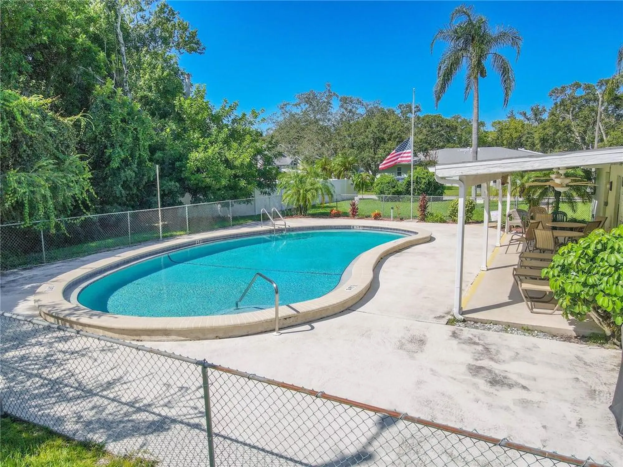 Property Slideshow image 4 of 28 | 1131 orange tree cir c, Palm Harbor, FL, 34684