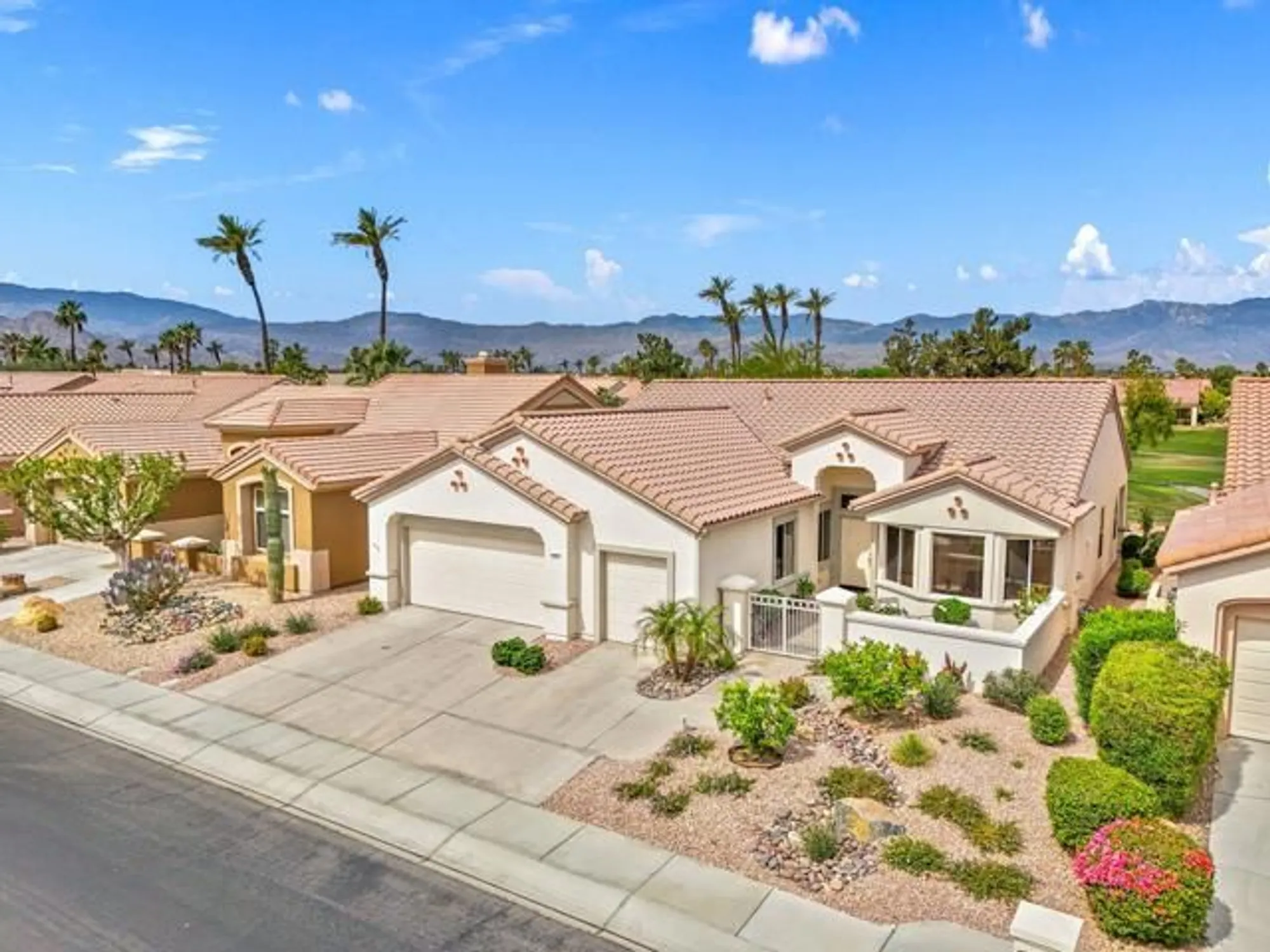 Property Slideshow image 4 of 51 | 38995 brandywine ave, Palm Desert, CA, 92211