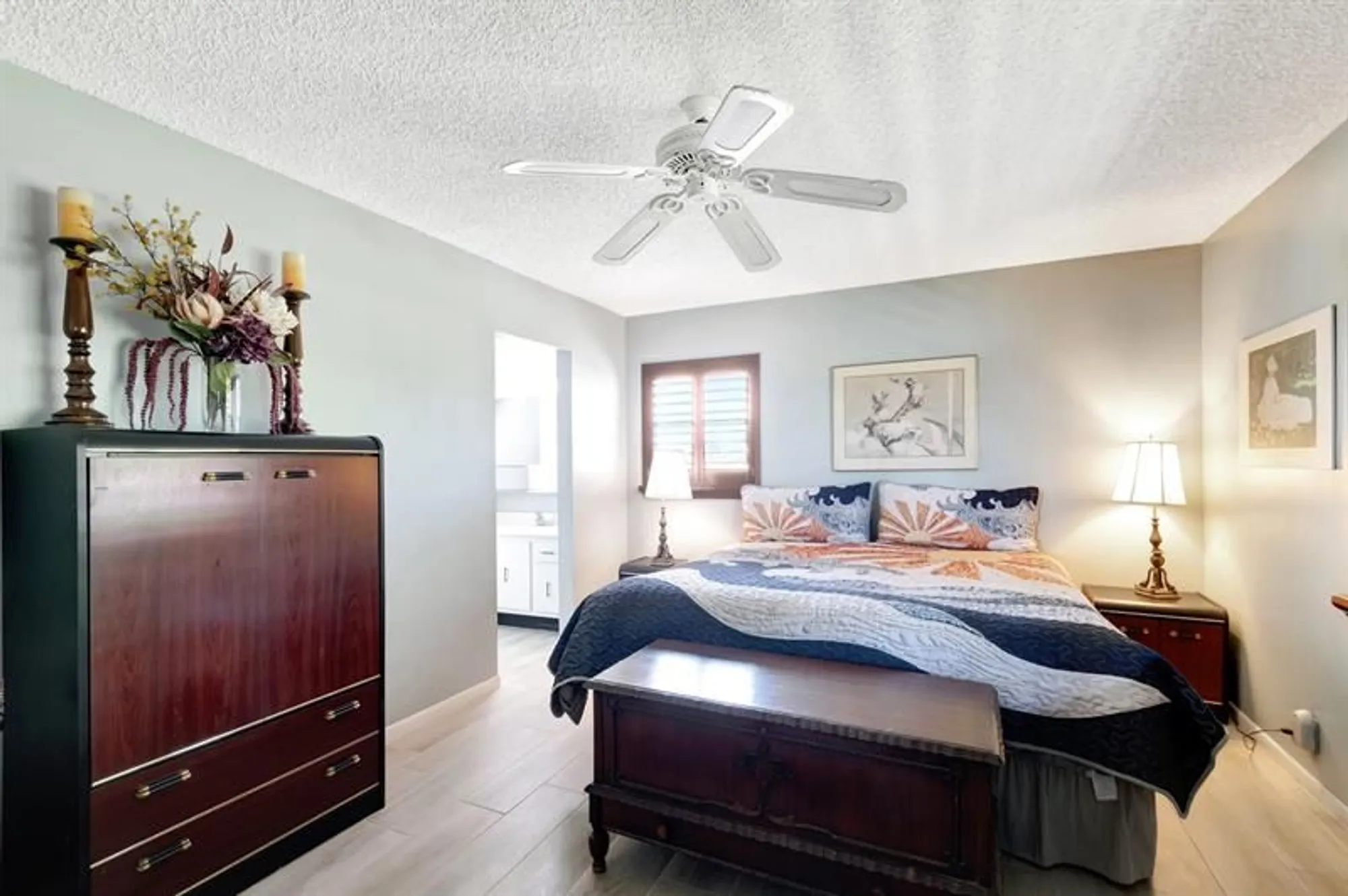 Property Slideshow image 19 of 67 | 100 lake meryl dr 201, West Palm Beach, FL, 33411