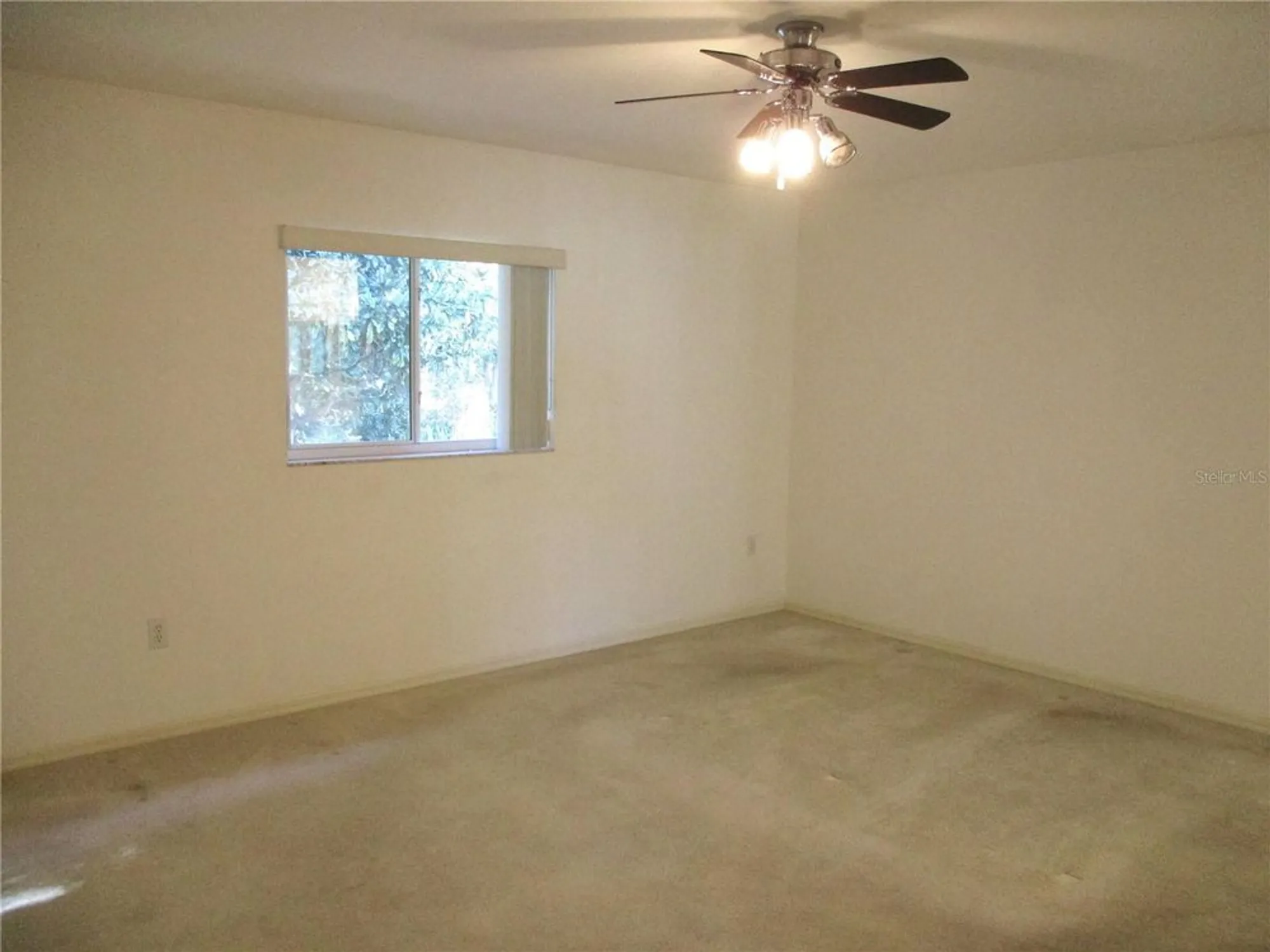 Property Slideshow image 19 of 77 | 14652 sw 112th cir, Dunnellon, FL, 34432