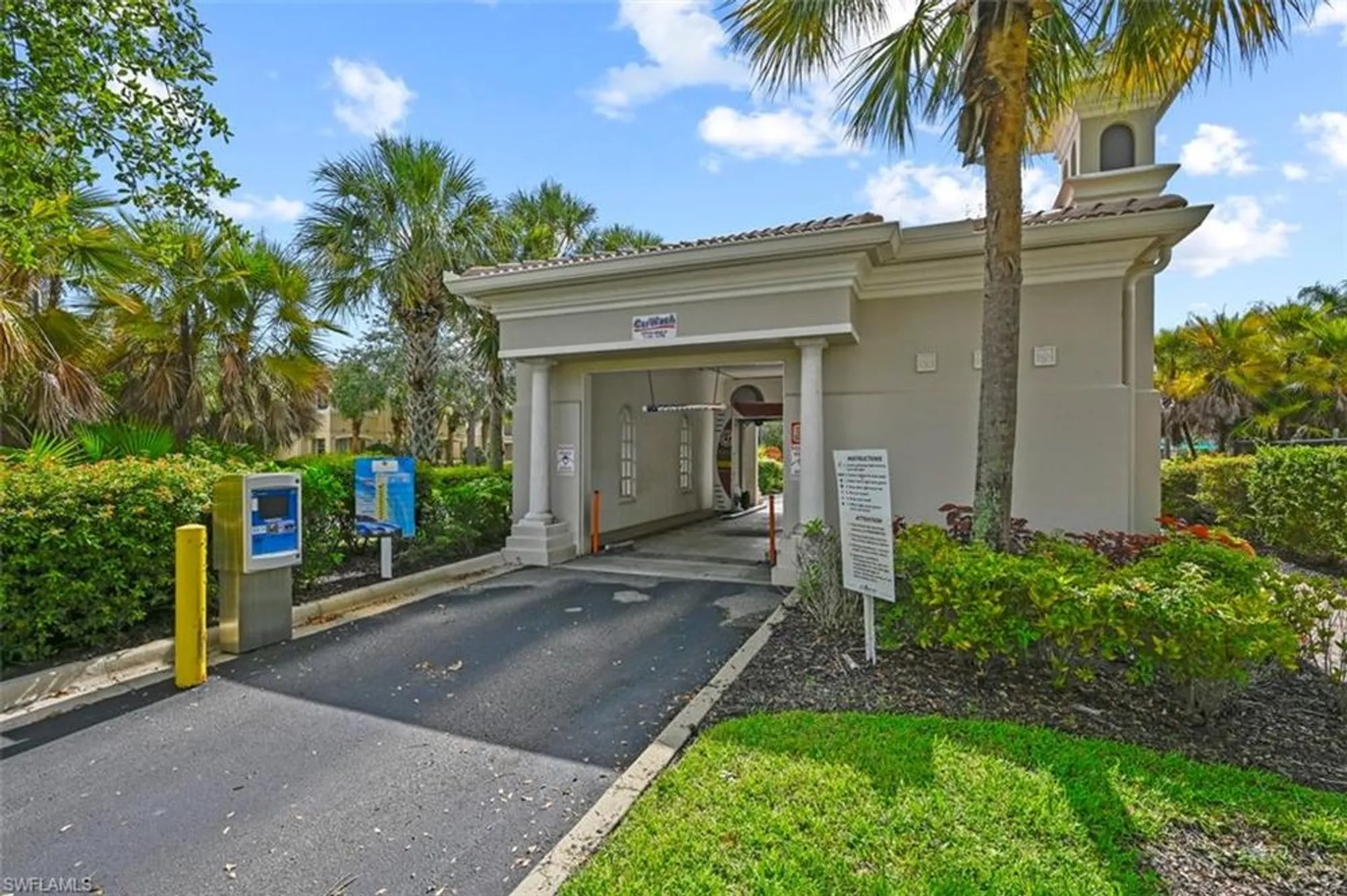 Property Slideshow image 22 of 24 | 15079 reef ln, Bonita Springs, FL, 34135