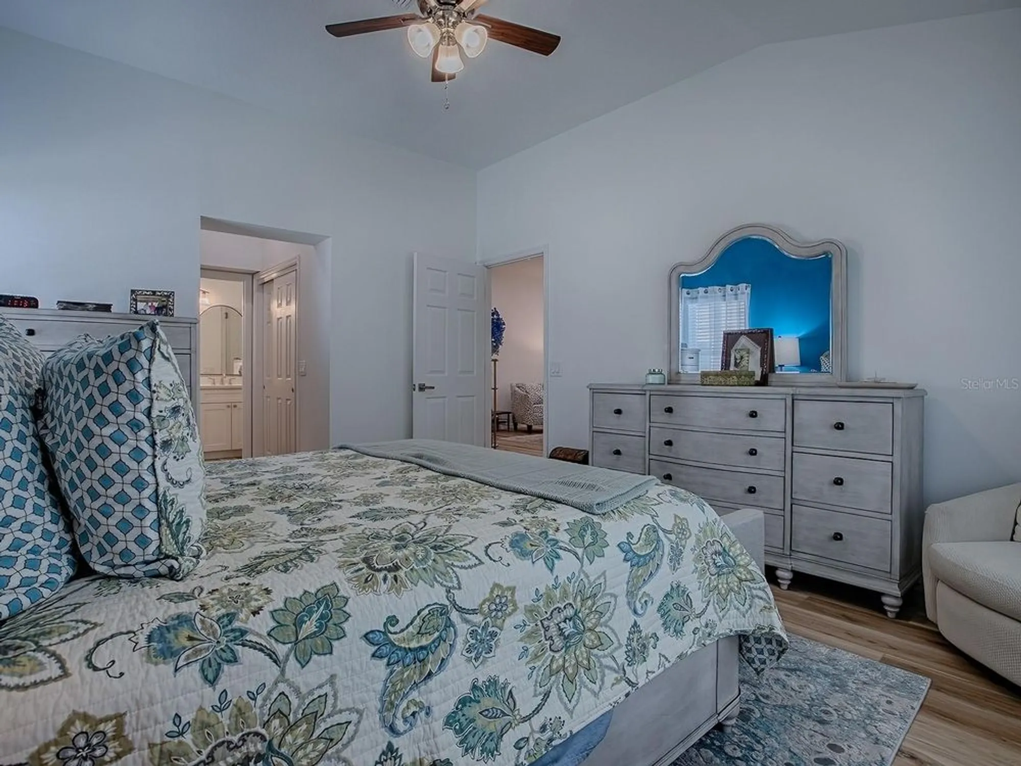 Property Slideshow image 24 of 50 | 1010 ventura dr, The Villages, FL, 32159