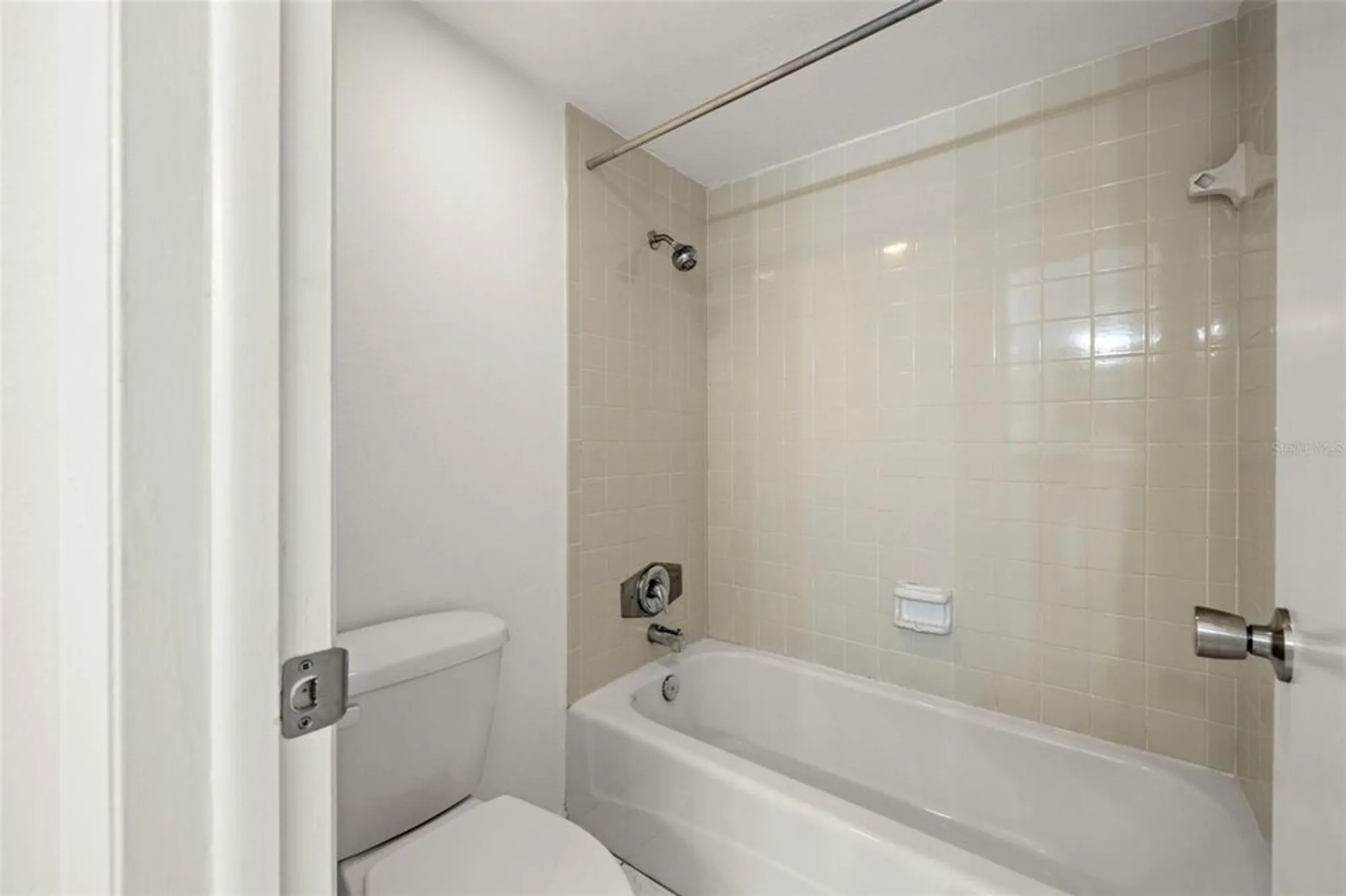 Property Slideshow image 25 of 44 | 14130 rosemary ln 2208, Largo, FL, 33774