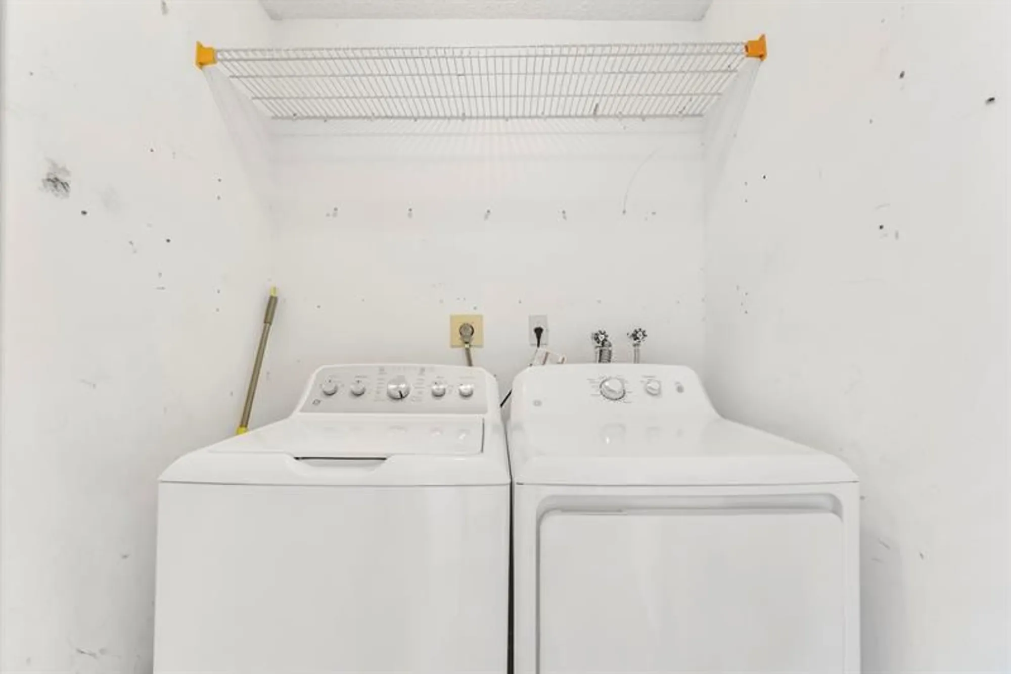 Property Slideshow image 17 of 29 | 9947 n belfort cir # 114, Tamarac, FL, 33321