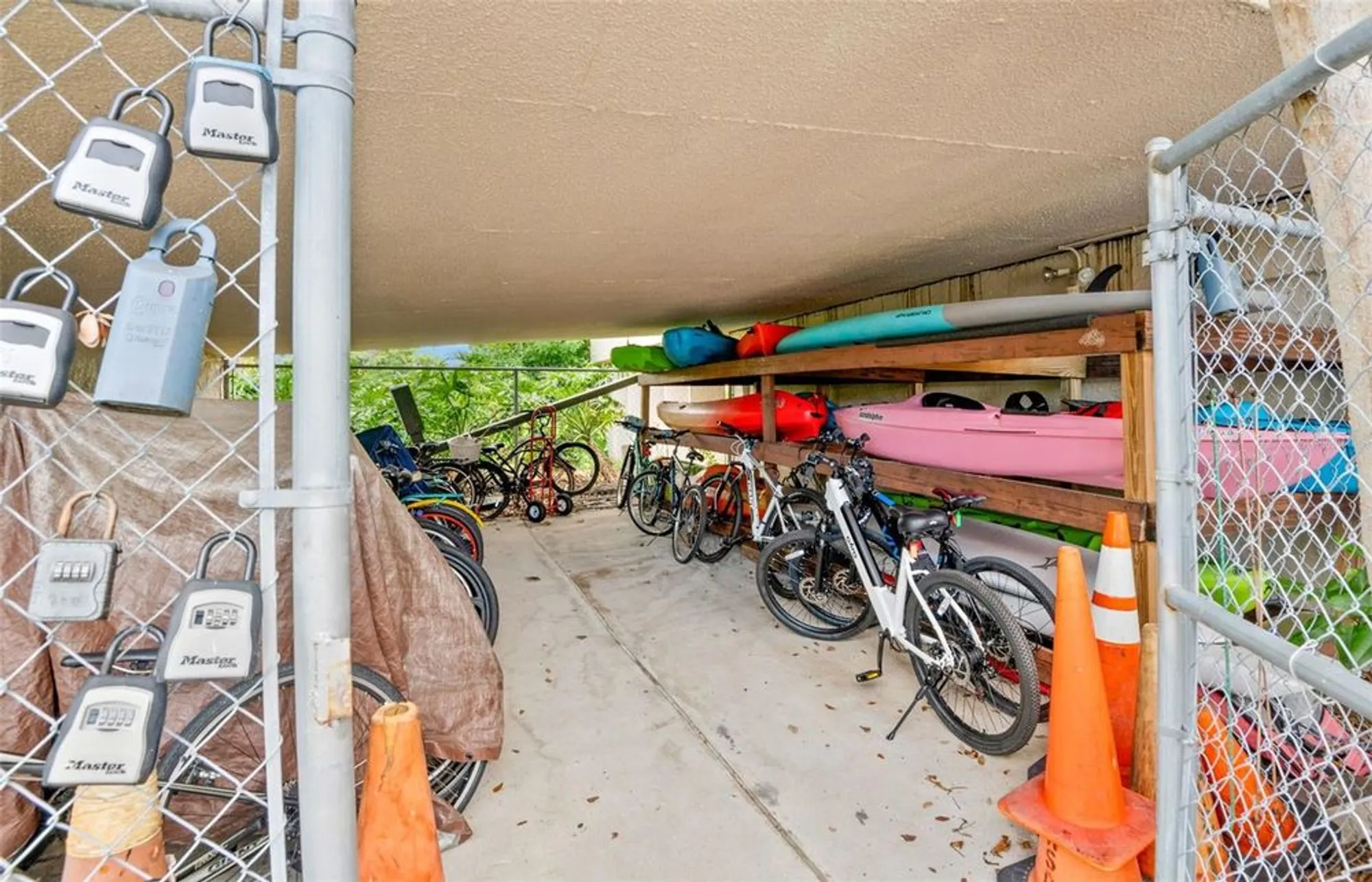 Property Slideshow image 33 of 43 | 6219 palma del mar blvd s apt 606, Saint Petersburg, FL, 33715