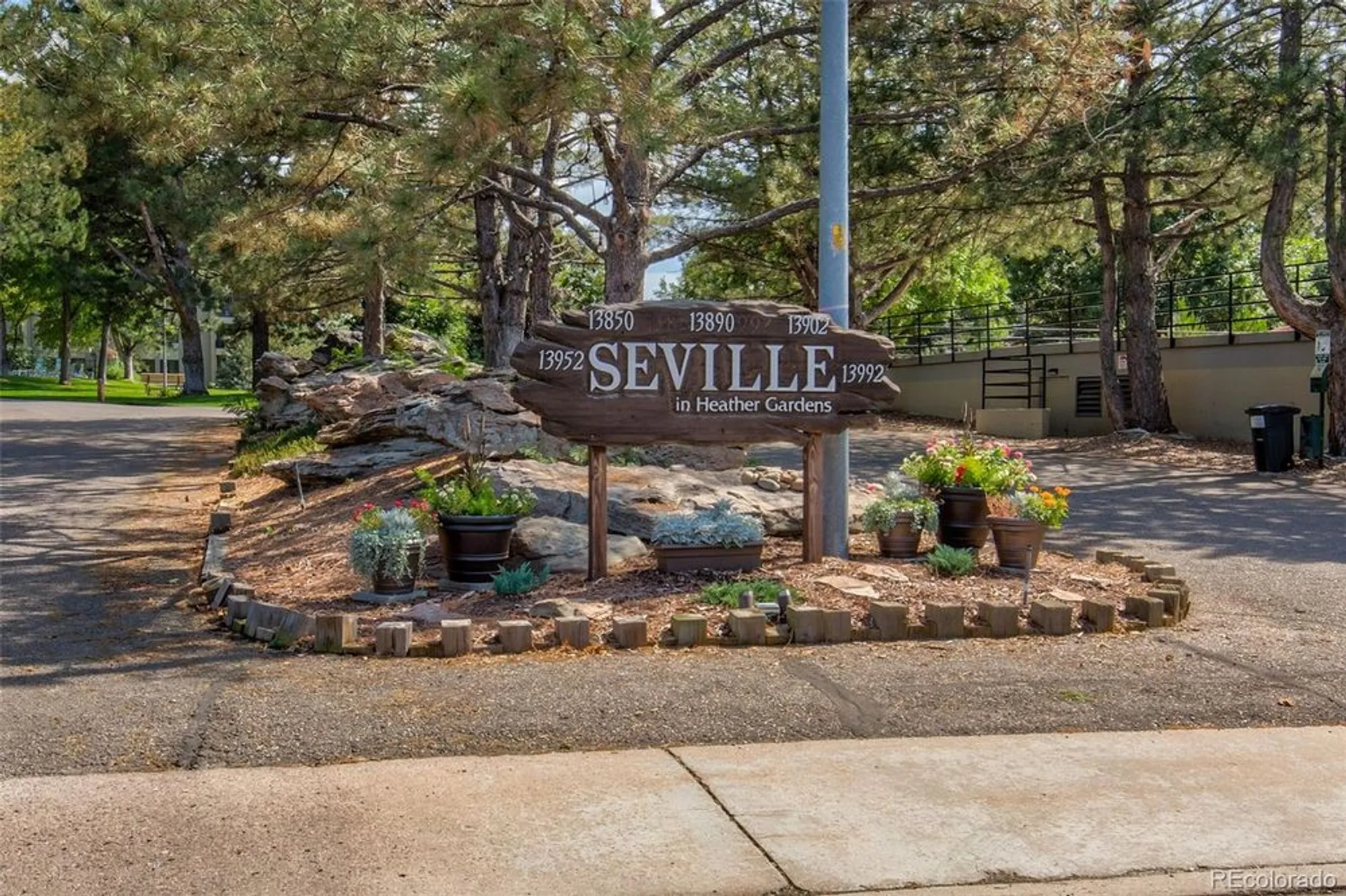 Property Slideshow image 27 of 40 | 13992 e marina dr 109, Aurora, CO, 80014