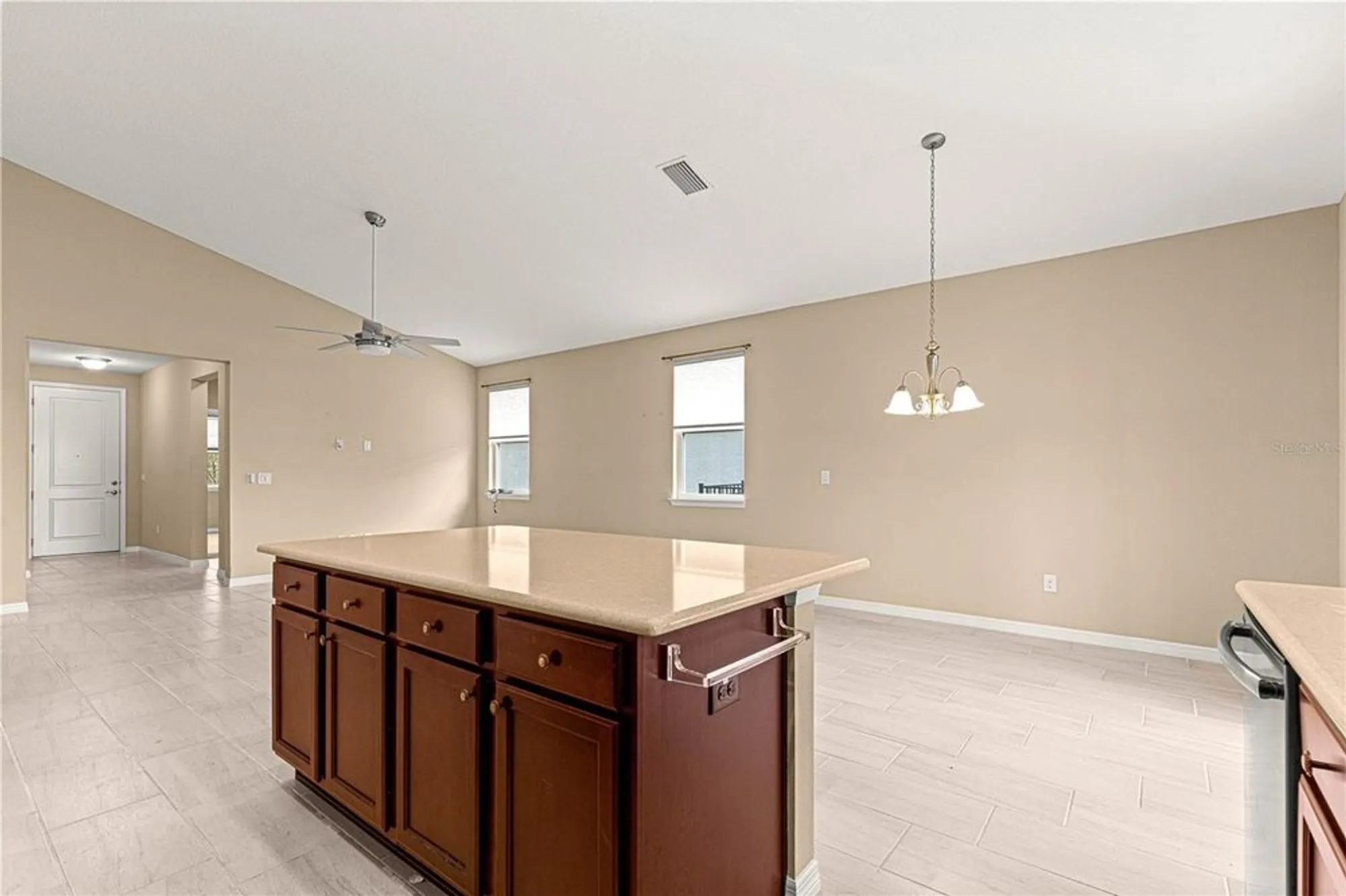 Property Slideshow image 16 of 46 | 5616 nw 39th ln, Ocala, FL, 34482