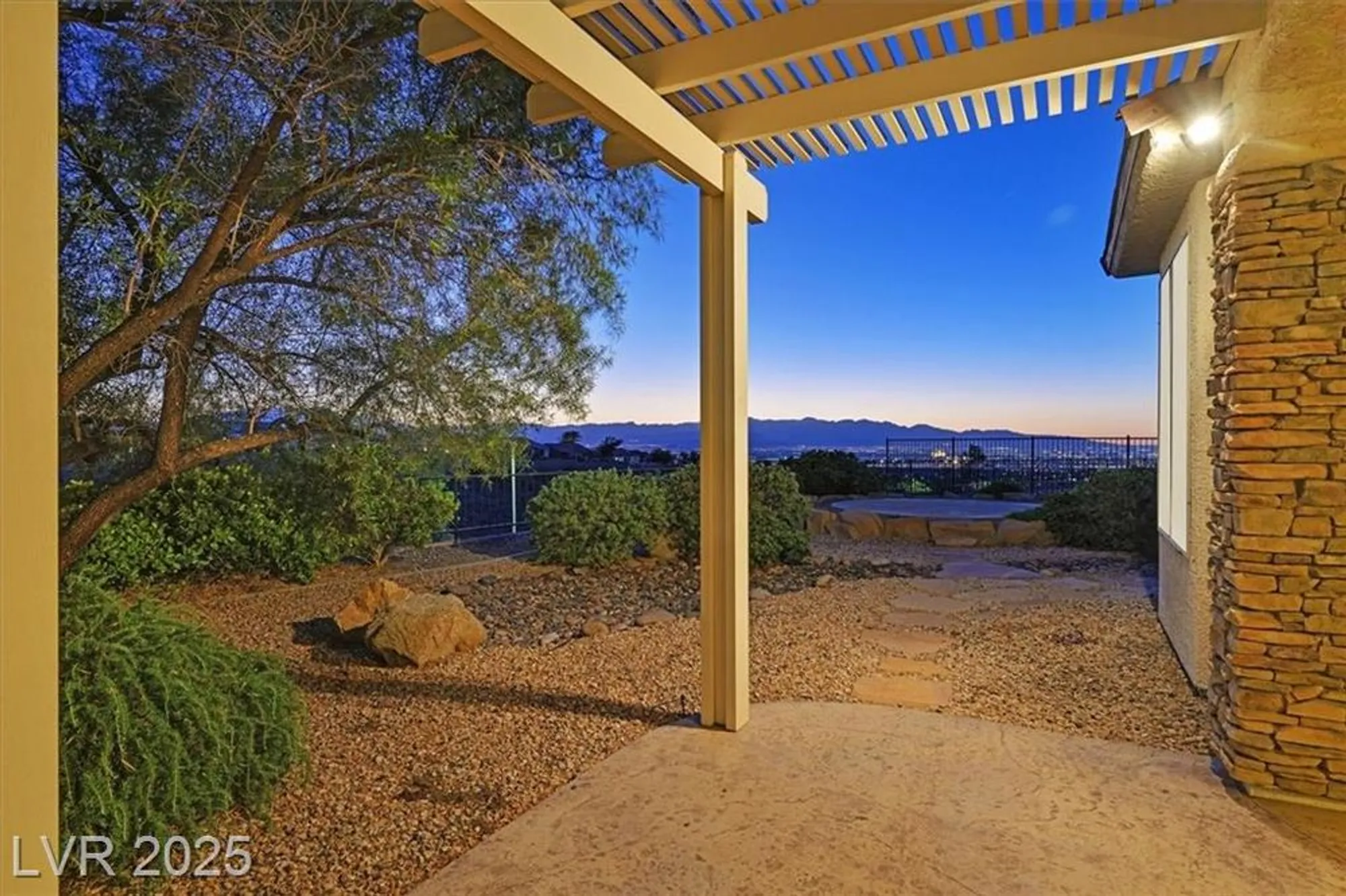 Property Slideshow image 44 of 64 | 2899 brook trout ct, Henderson, NV, 89052