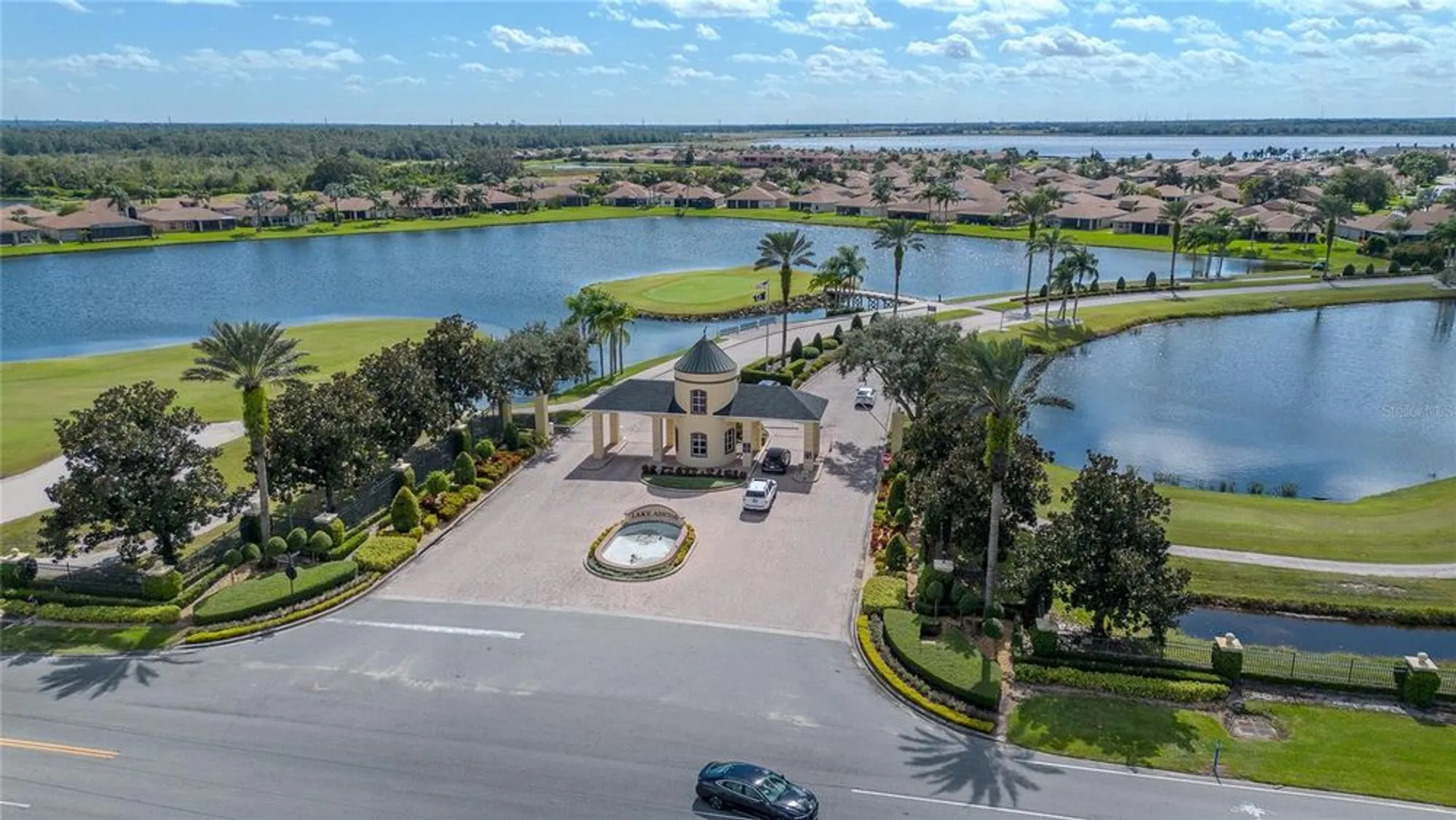 Property Slideshow image 40 of 48 | 5461 hogan ln, Winter Haven, FL, 33884