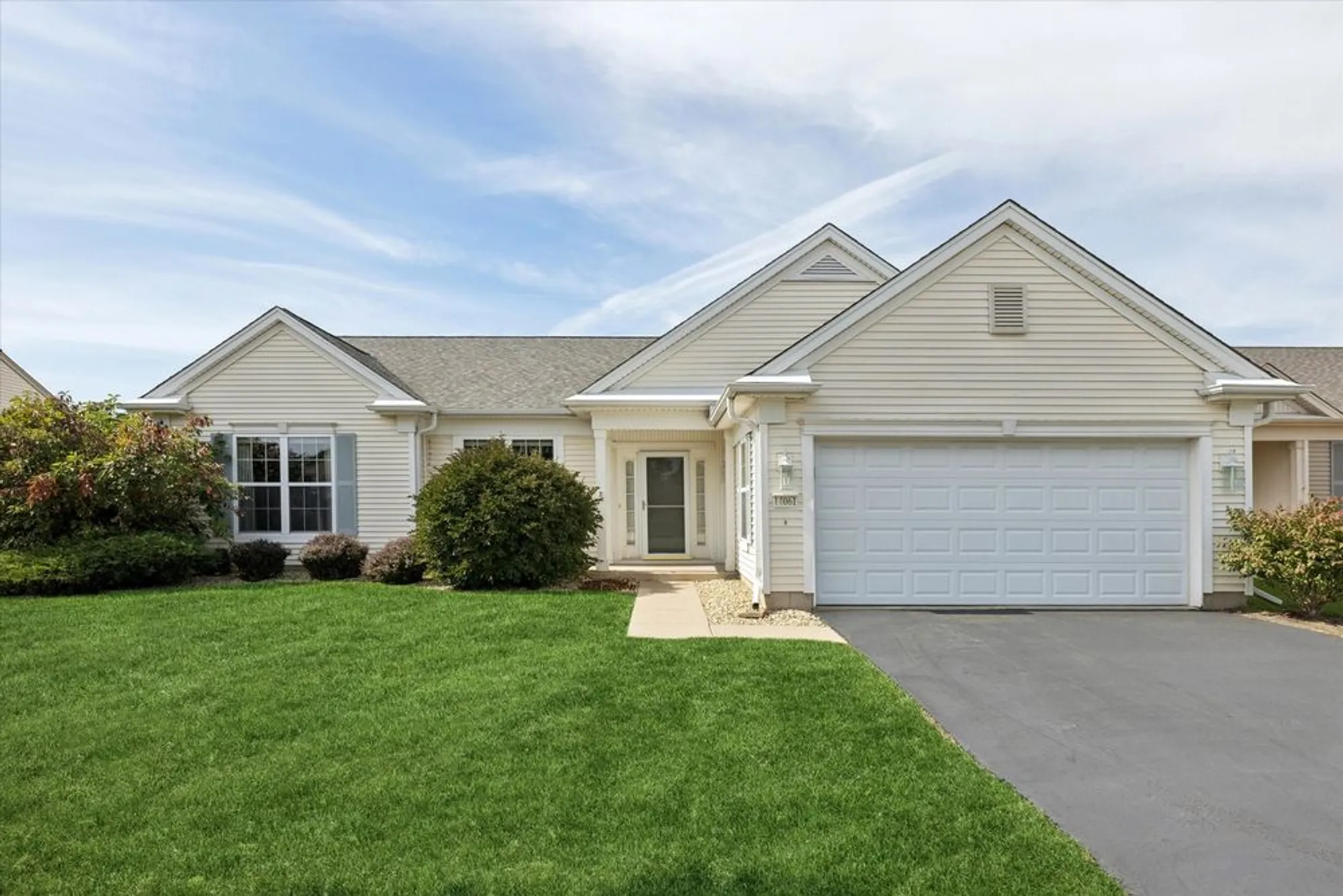 Property Slideshow image 1 of 16 | 14061 lavender st, Huntley, IL, 60142