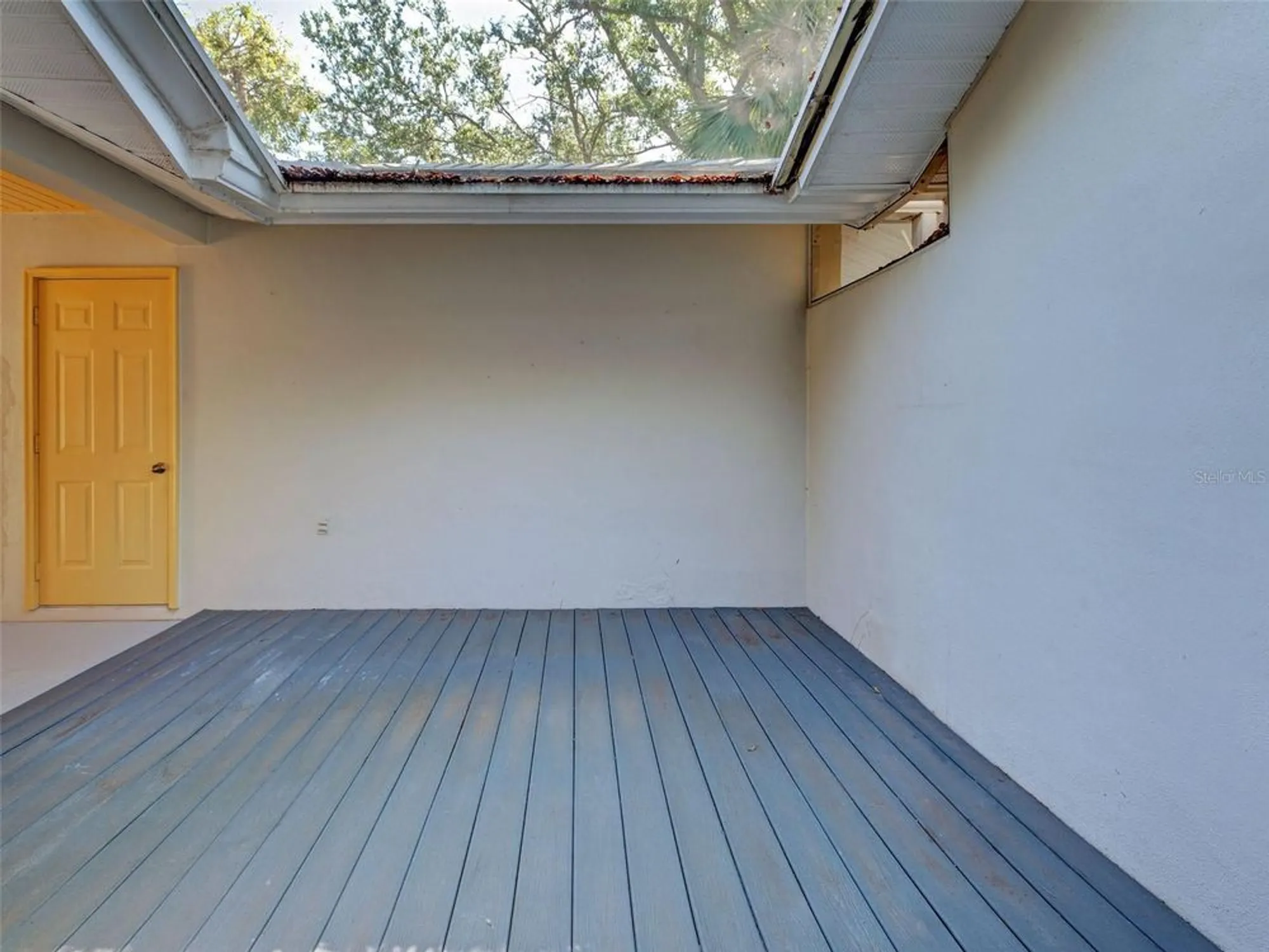 Property Slideshow image 9 of 68 | 263 southampton dr # 301, Venice, FL, 34293