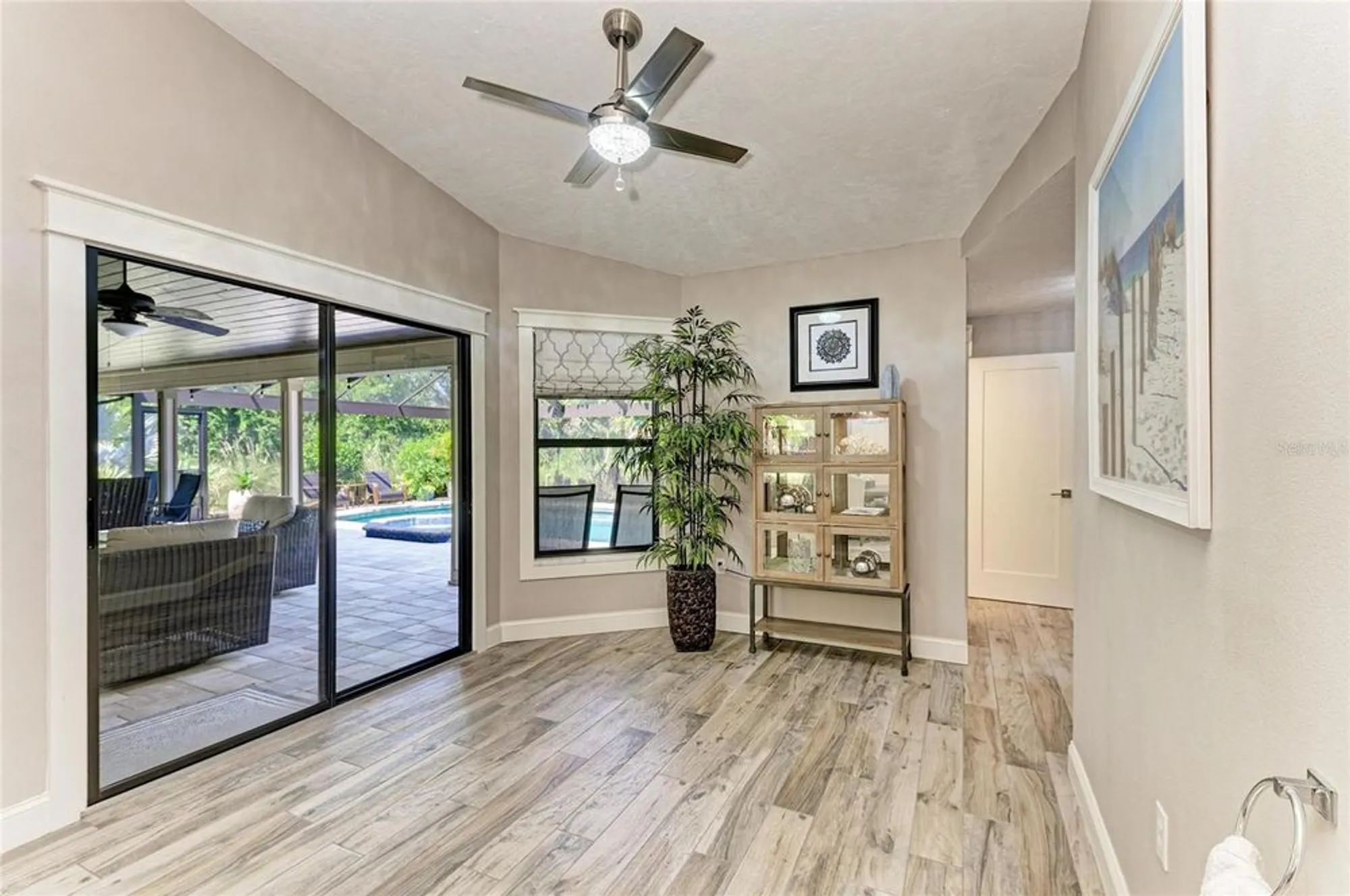 Property Slideshow image 39 of 69 | 8416 palm lakes ct, Sarasota, FL, 34243