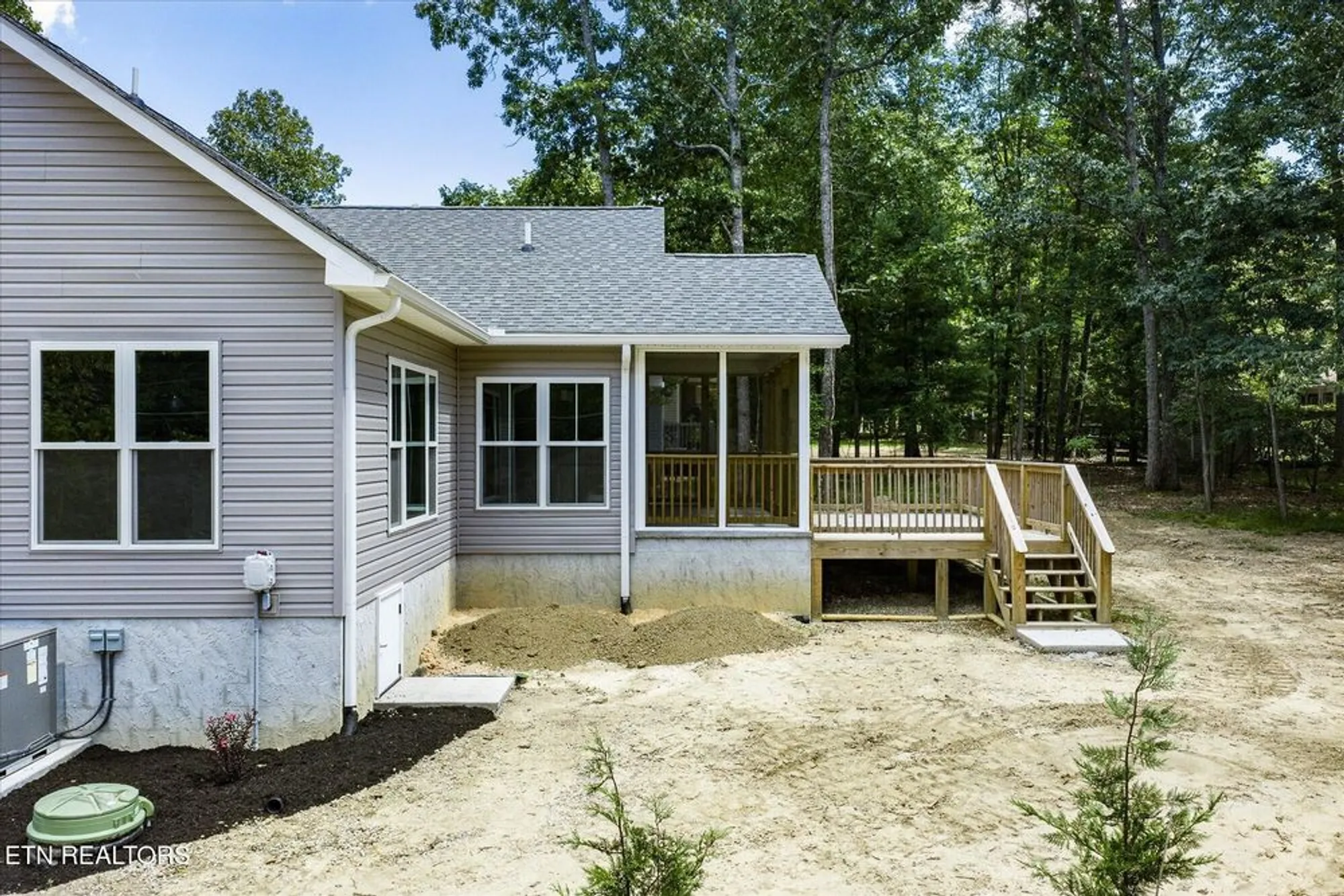 Property Slideshow image 37 of 43 | 145 lakeside dr, Crossville, TN, 38558